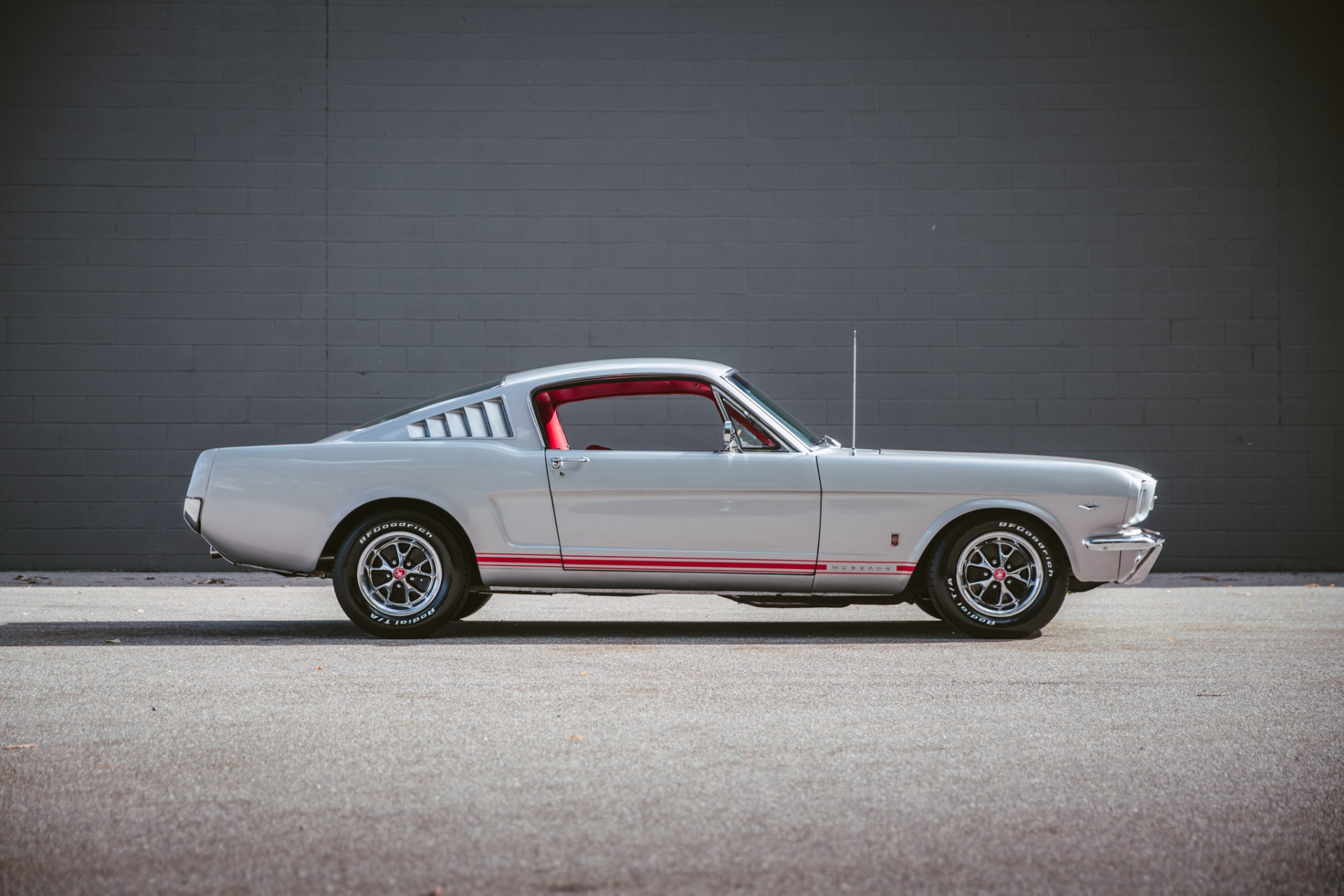 1966 Ford Mustang 15