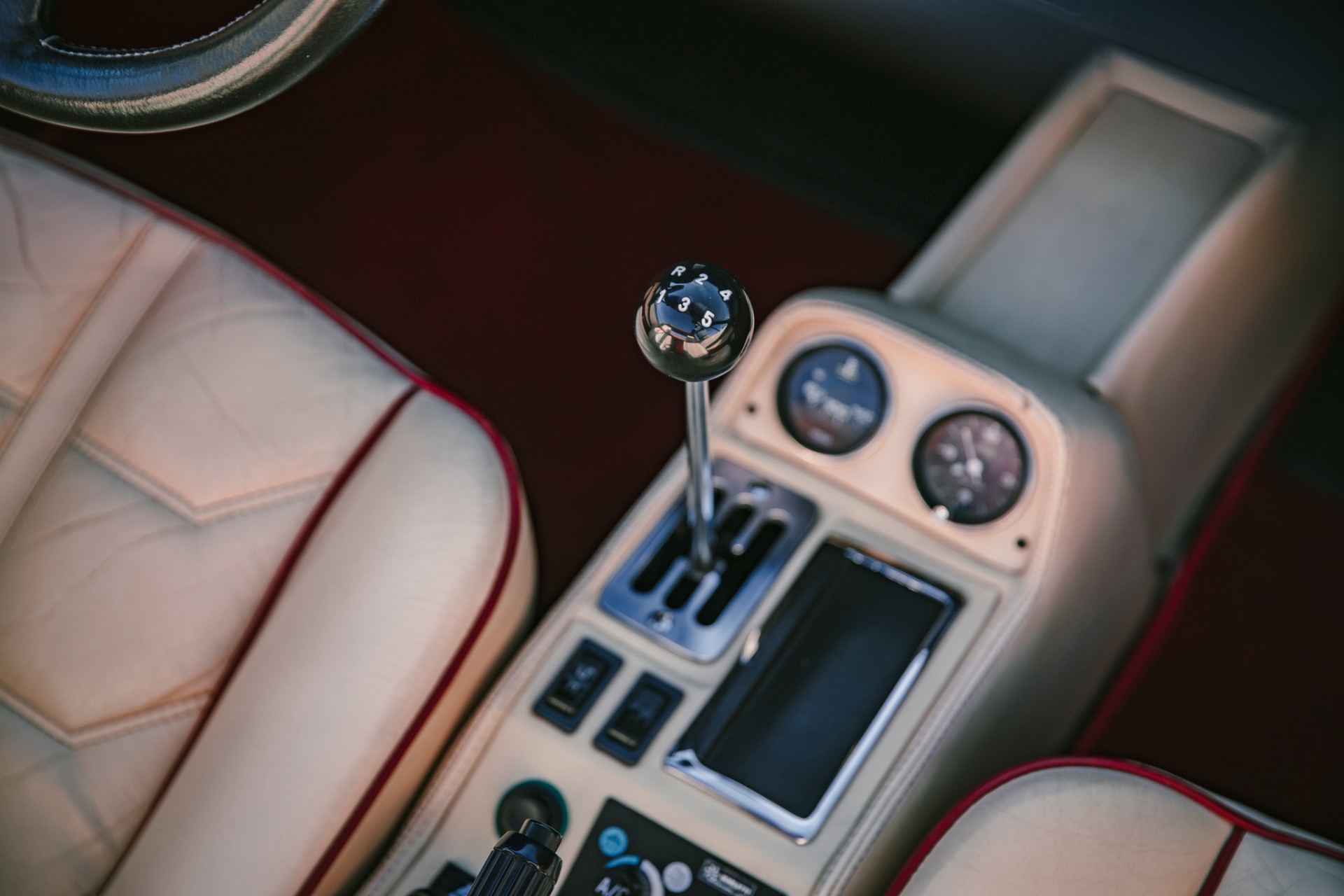 1985 Ferrari 308 GTS Quattrovalvole 13