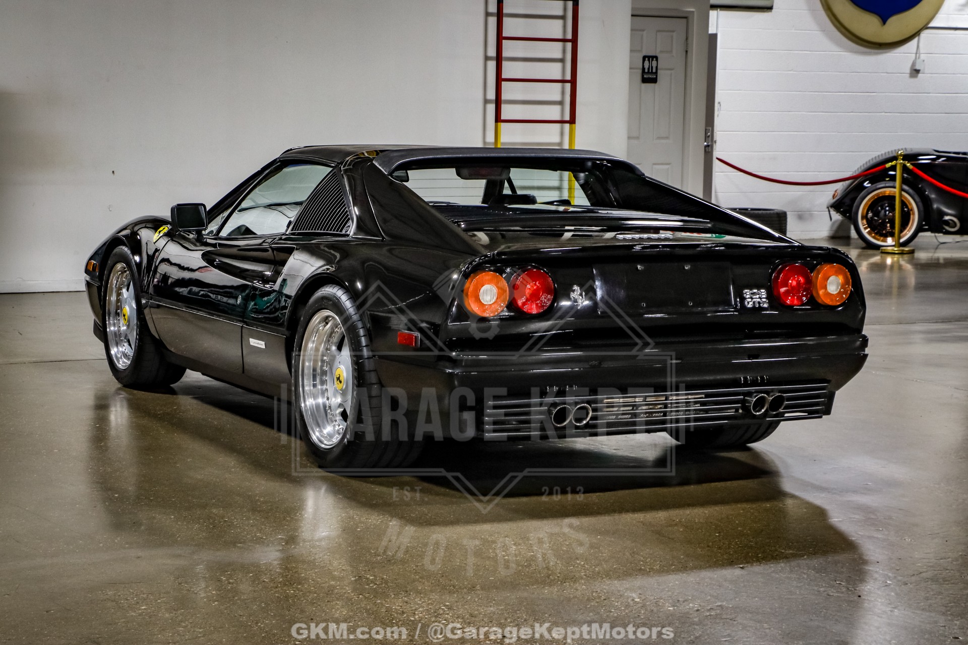 1986 Ferrari 328 GTS 23