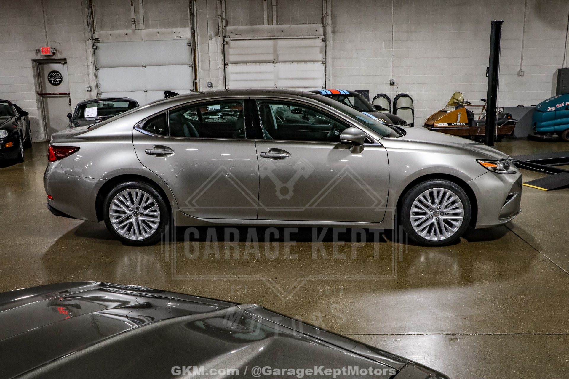 2016 Lexus ES 350 10