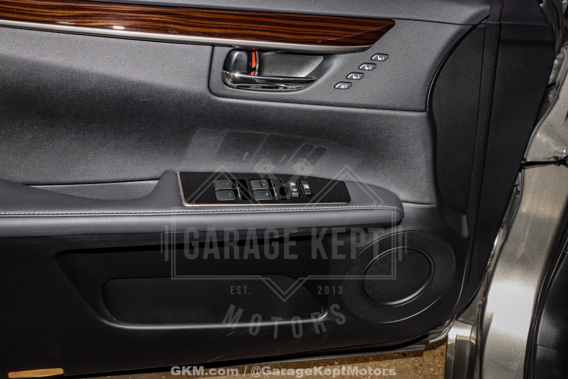 2016 Lexus ES 350 112