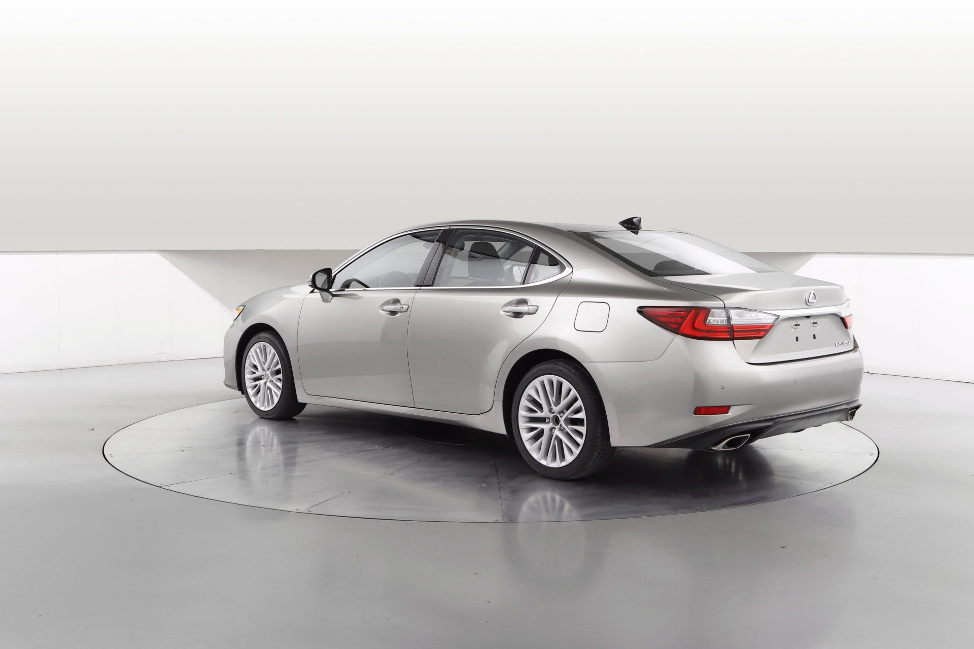 2016 Lexus ES 350 234