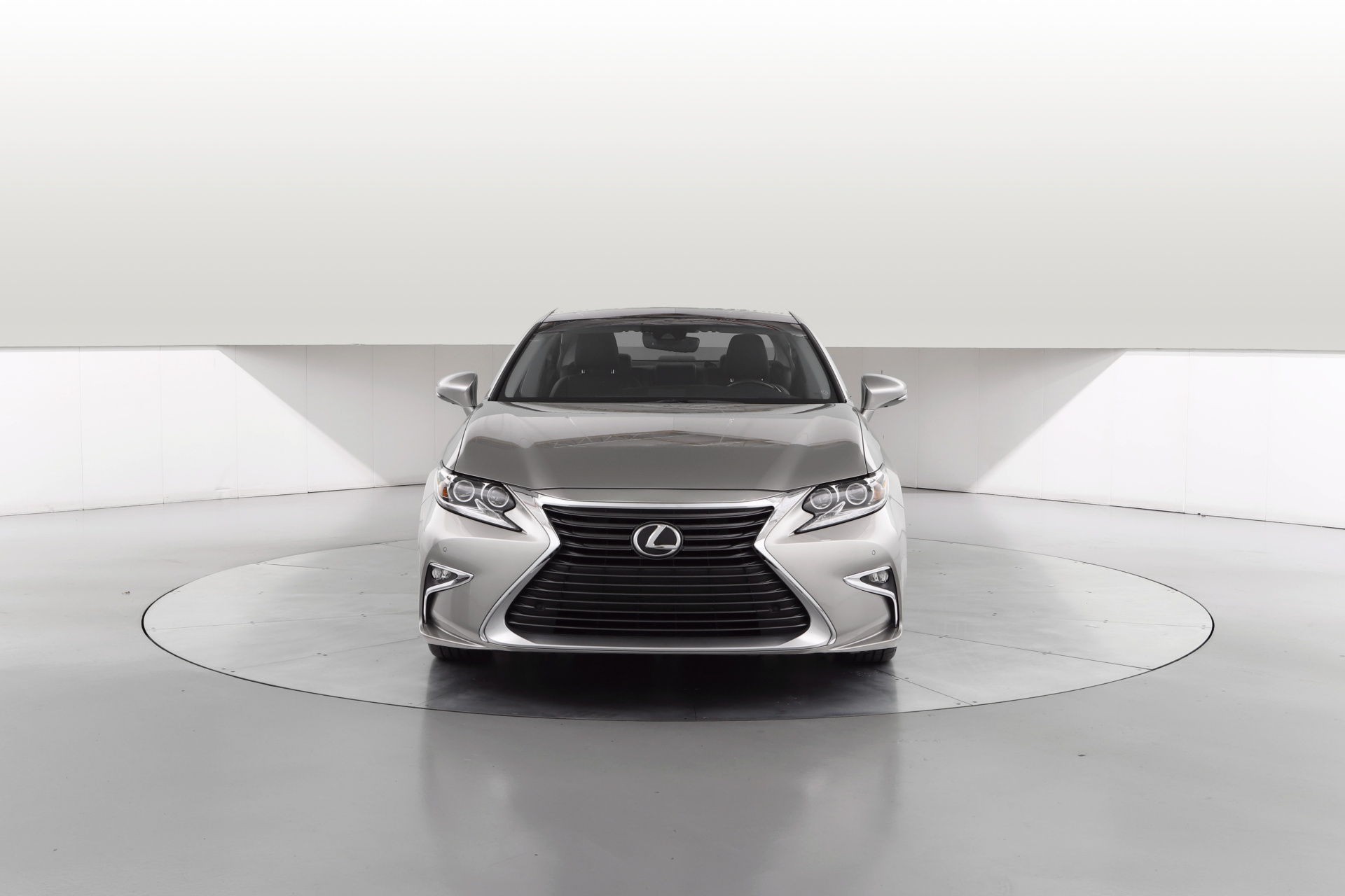2016 Lexus ES 350 240