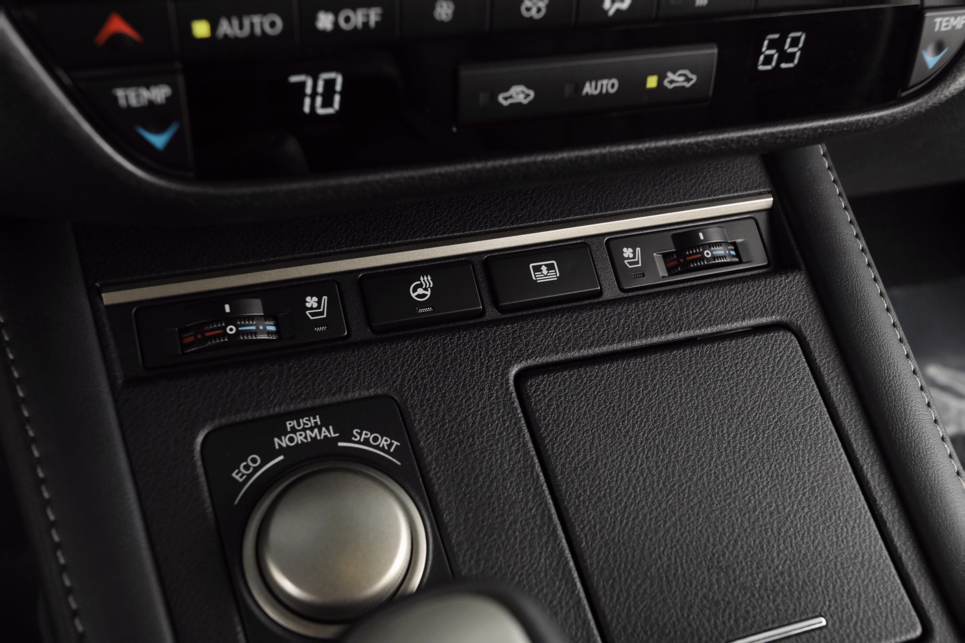 2016 Lexus ES 350 259