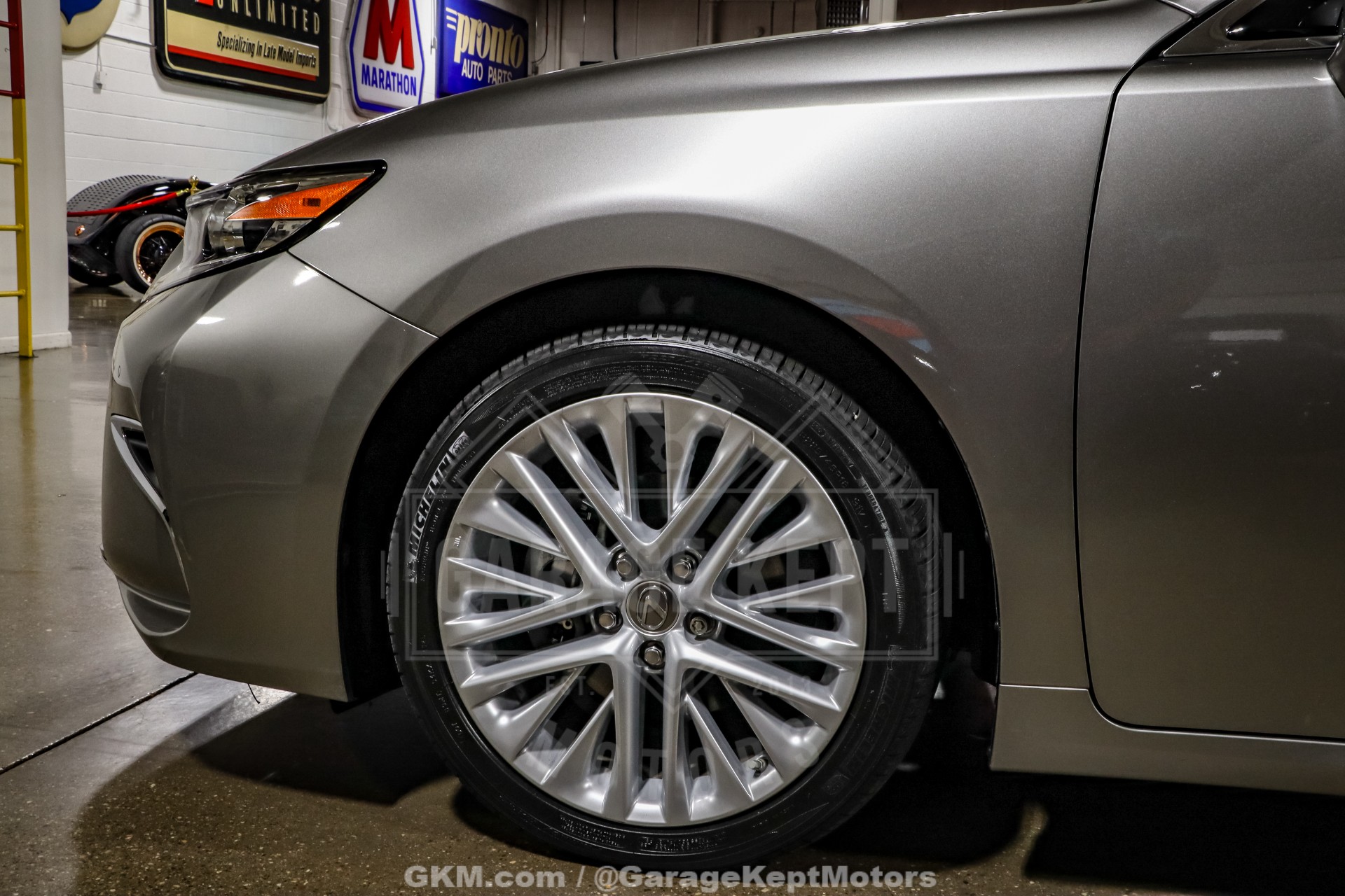 2016 Lexus ES 350 31