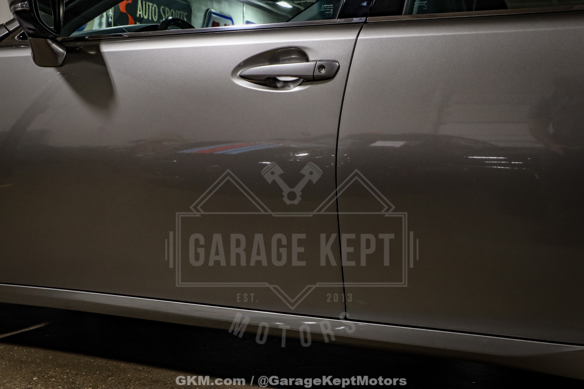 2016 Lexus ES 350 33