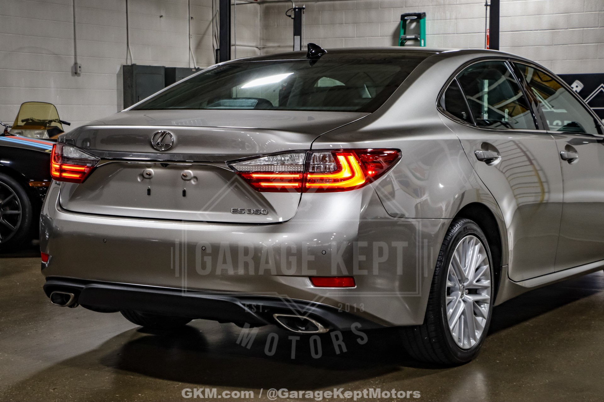 2016 Lexus ES 350 42