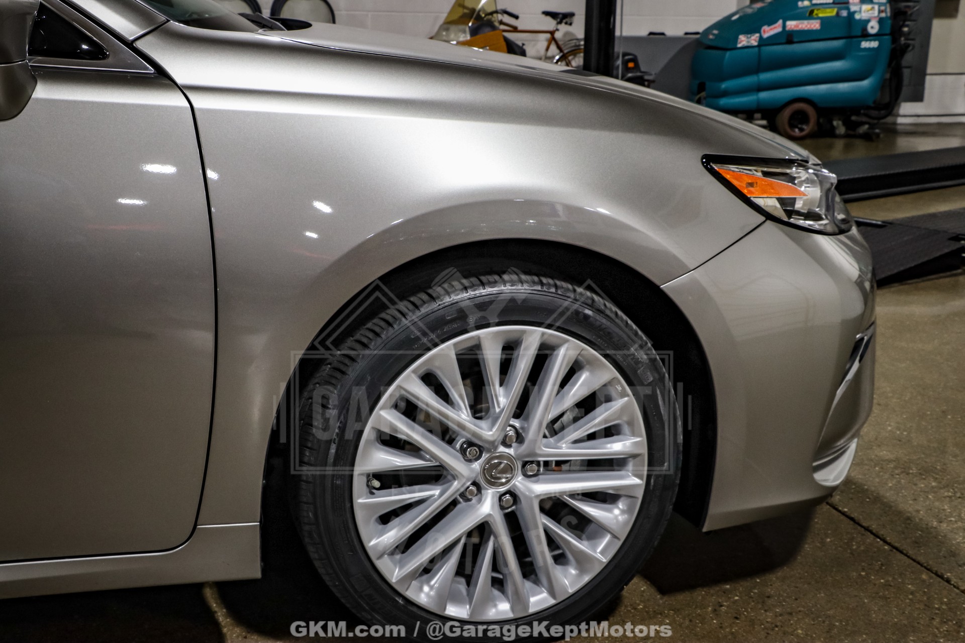 2016 Lexus ES 350 51