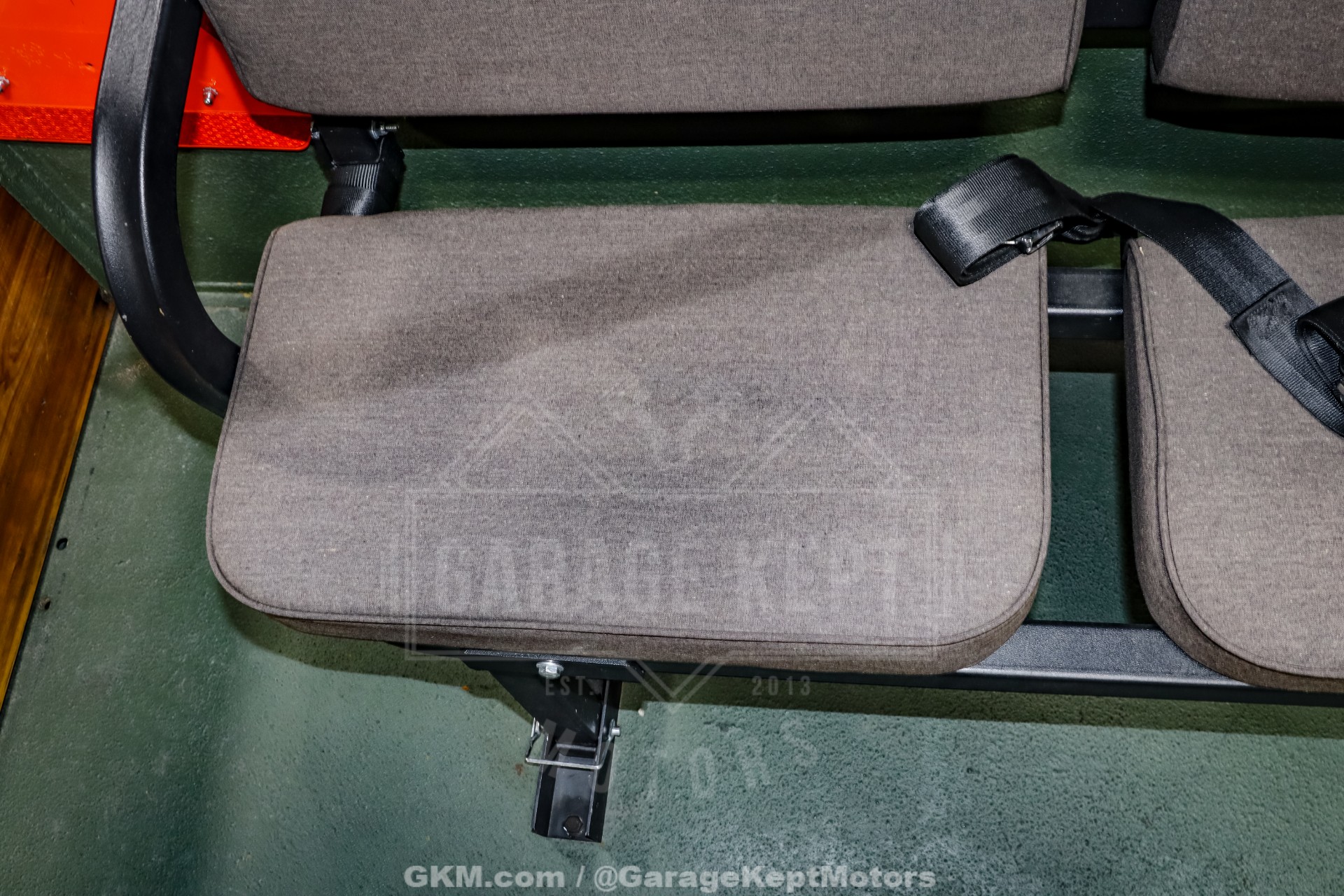 1990 Mercedes-Benz Unimog FLU419 102