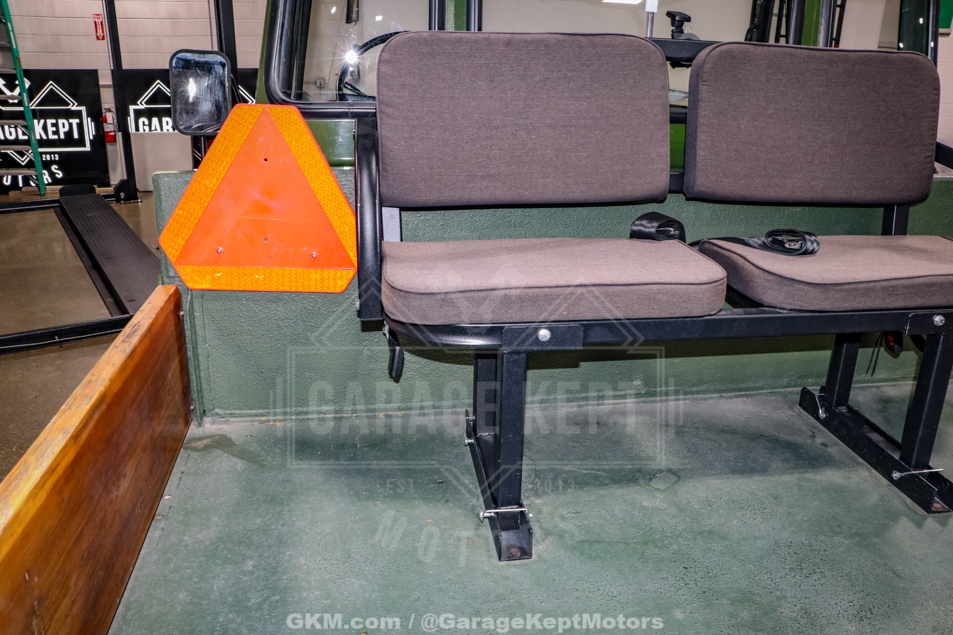 1990 Mercedes-Benz Unimog FLU419 104