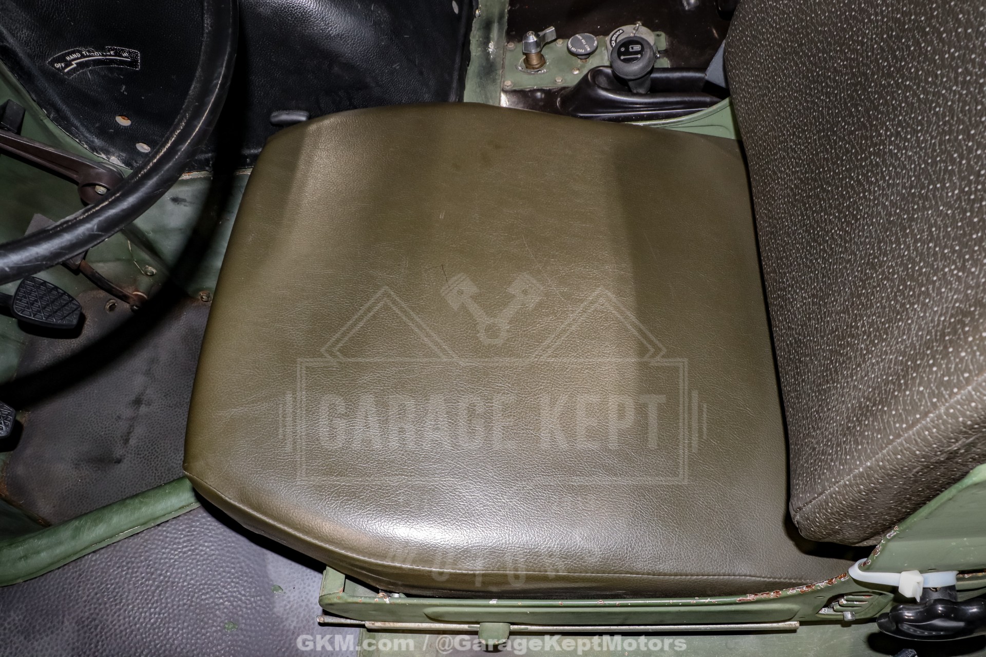 1990 Mercedes-Benz Unimog FLU419 124