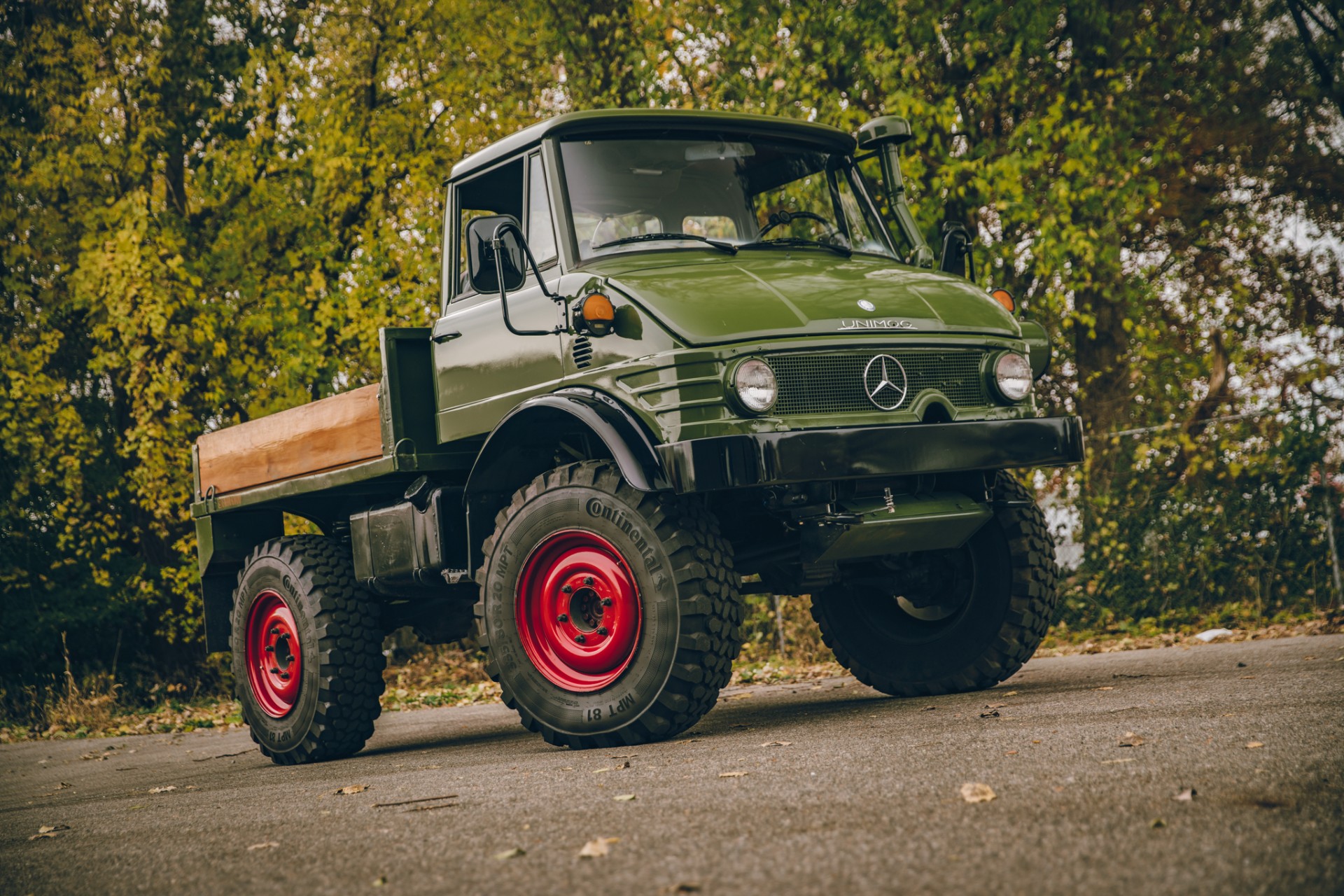 1990 Mercedes-Benz Unimog FLU419 3