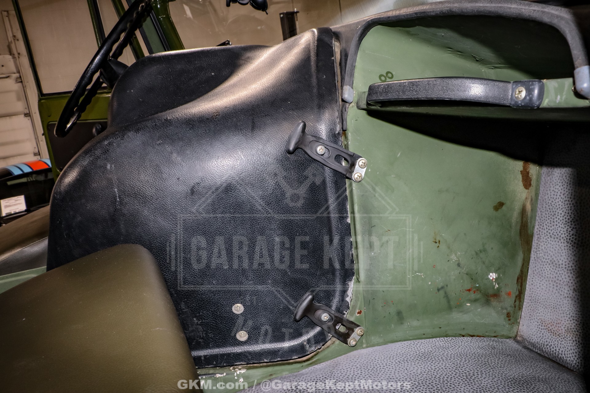 1990 Mercedes-Benz Unimog FLU419 79