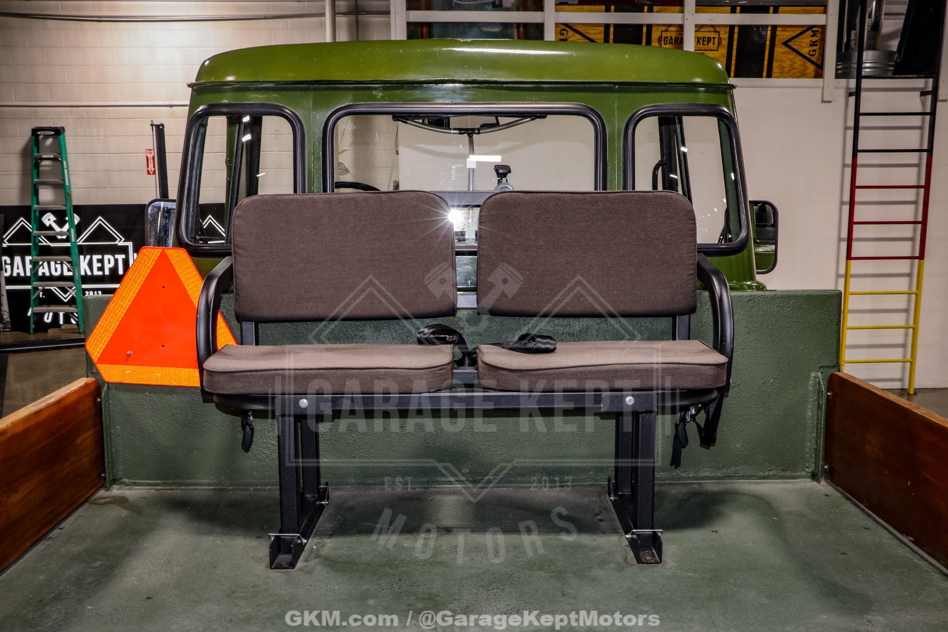 1990 Mercedes-Benz Unimog FLU419 91