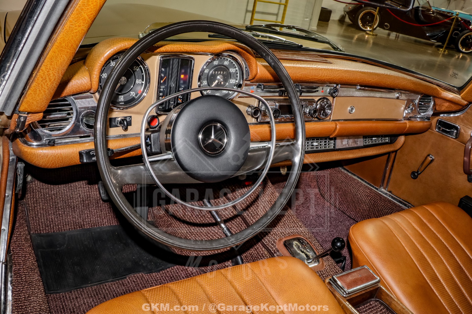 1970 Mercedes-Benz 280SL 143