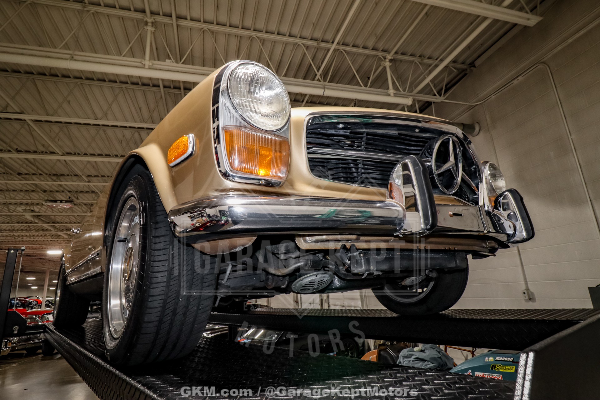 1970 Mercedes-Benz 280SL 191