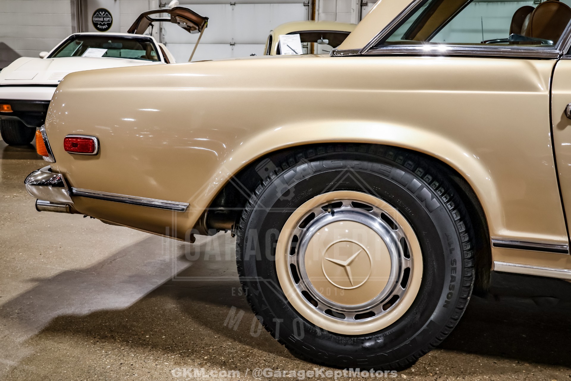 1970 Mercedes-Benz 280SL 272