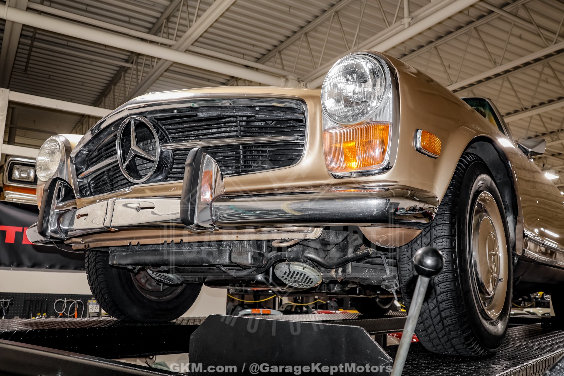 1970 Mercedes-Benz 280SL 284