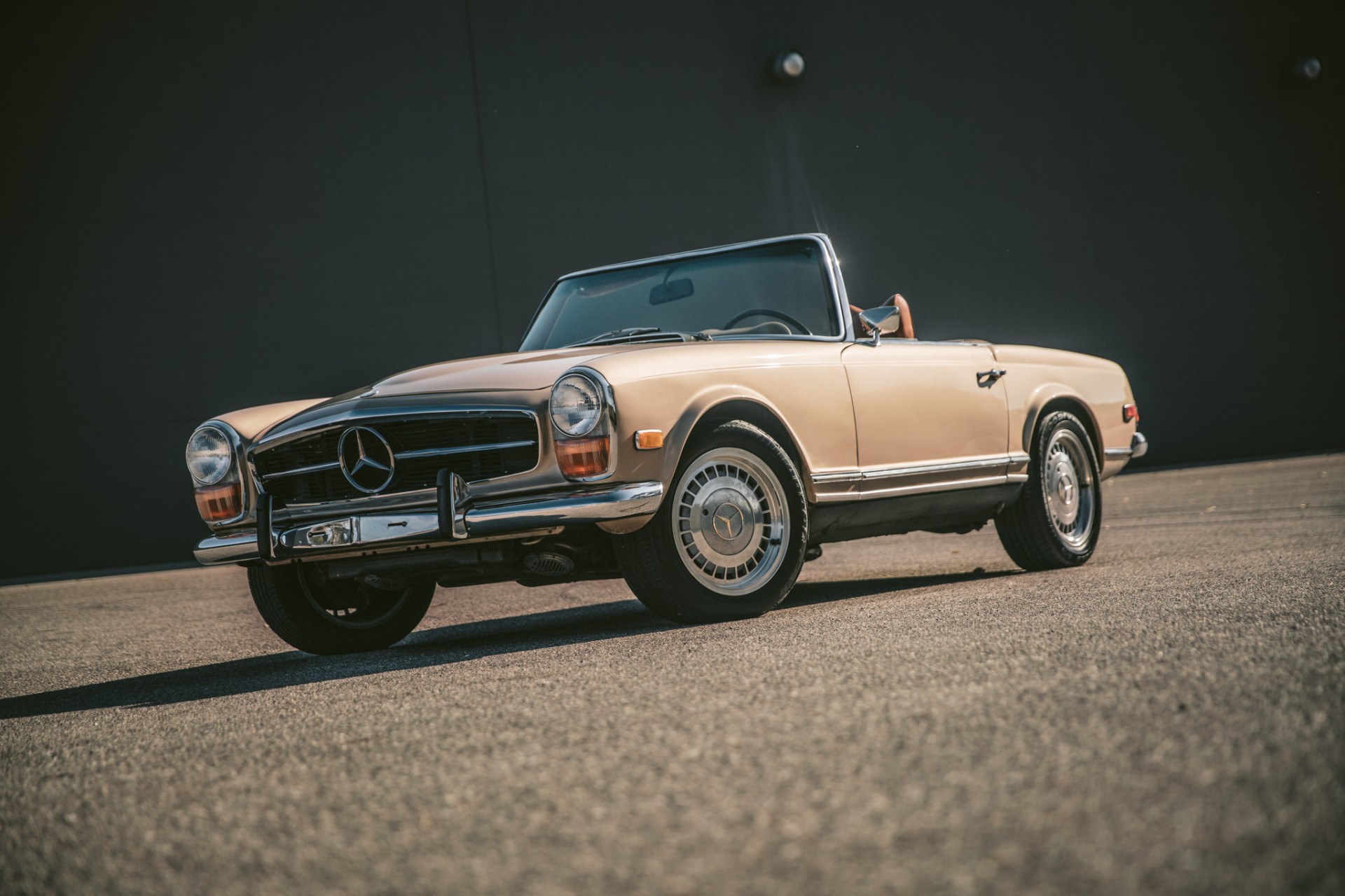 1970 Mercedes-Benz 280SL 3