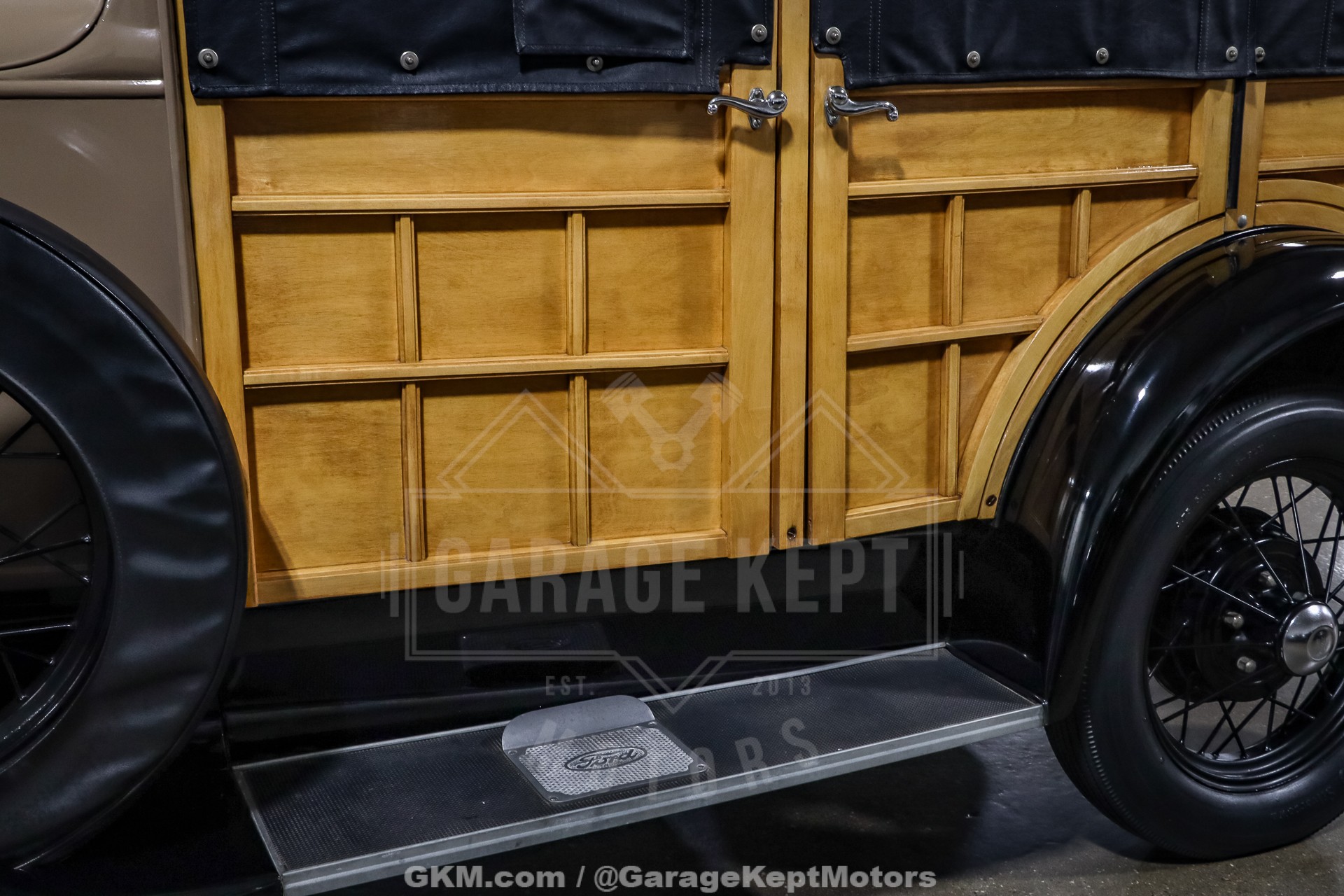 1930 Ford Model A Woody 36