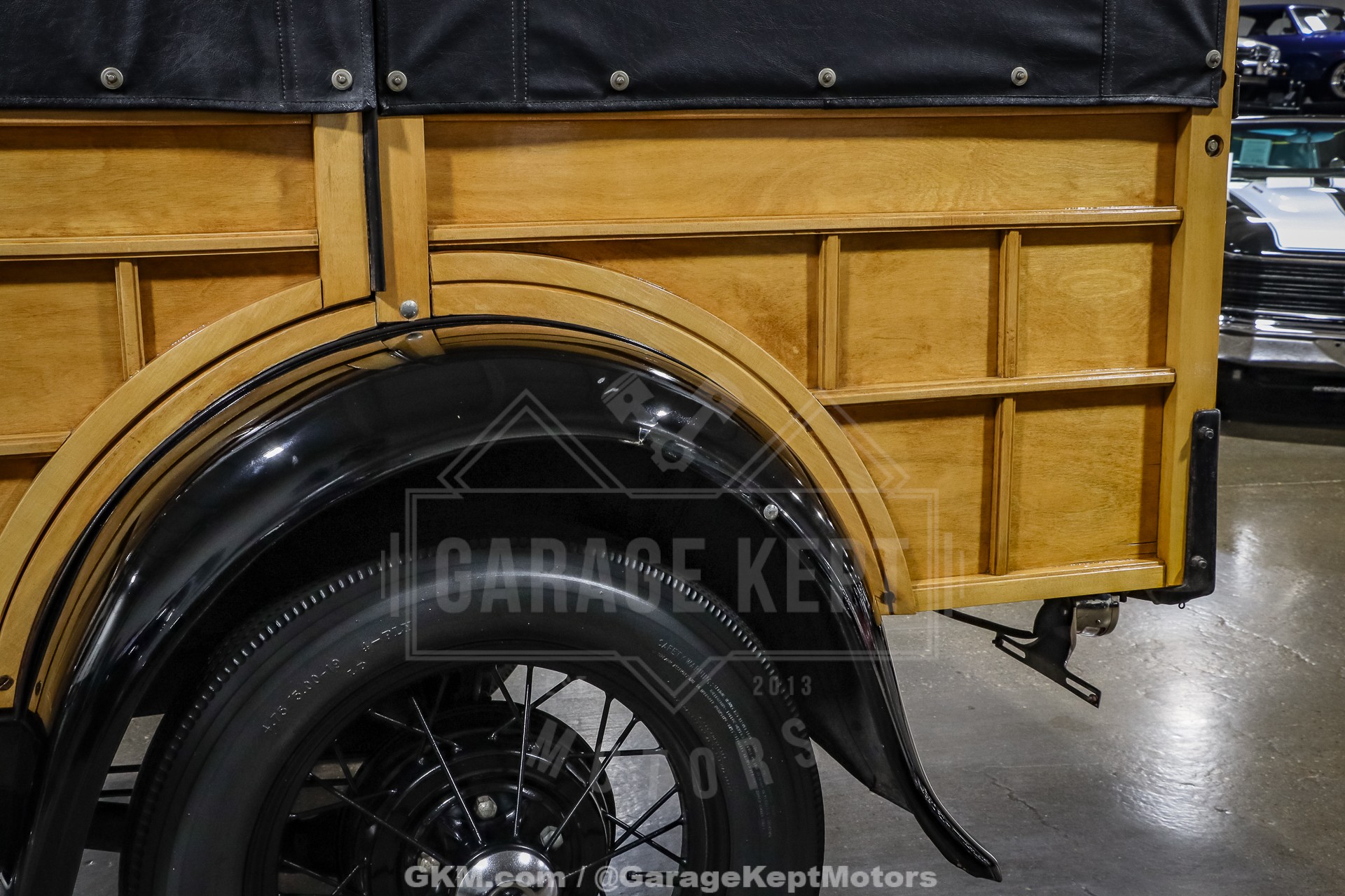1930 Ford Model A Woody 38