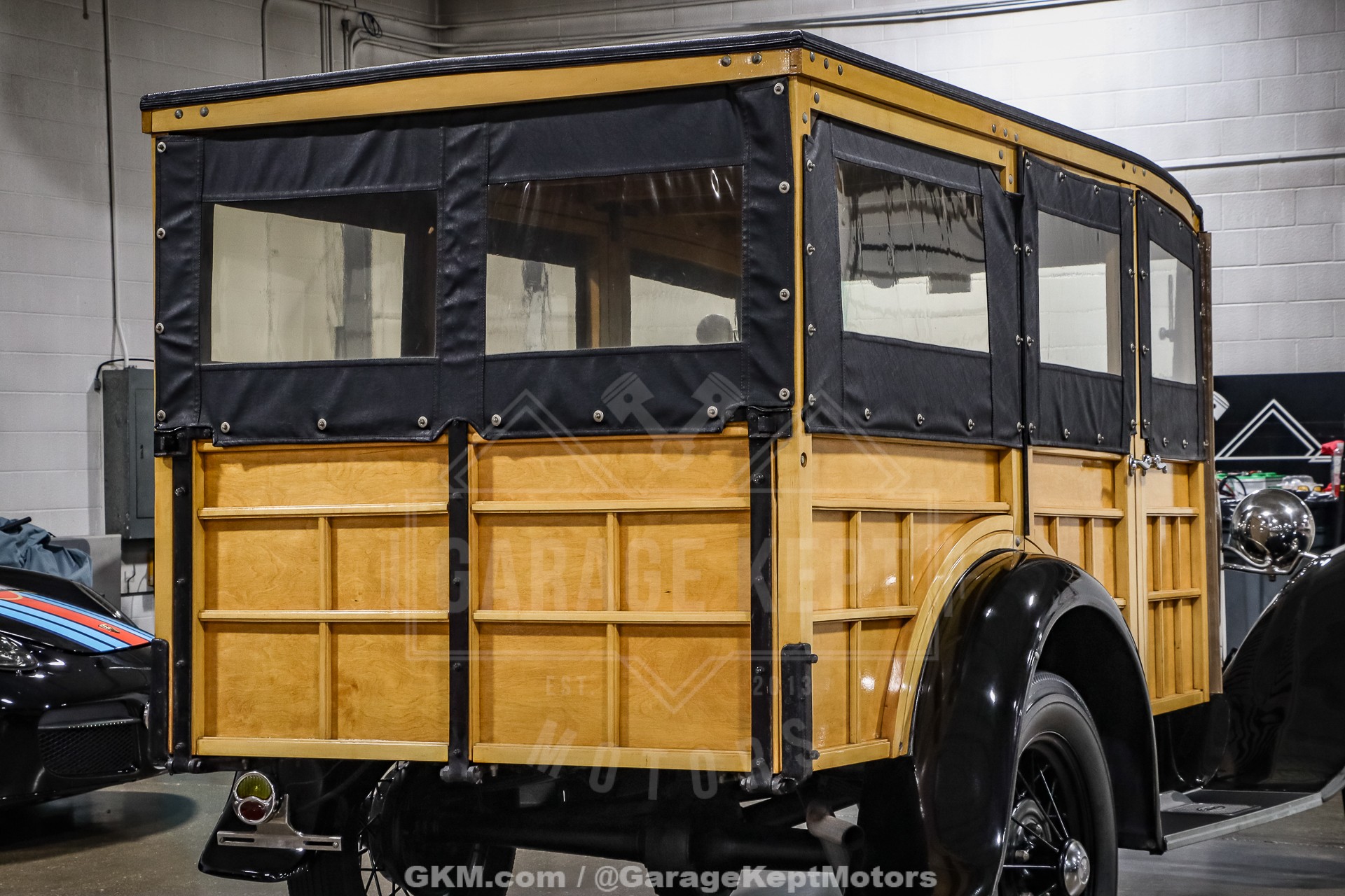 1930 Ford Model A Woody 50