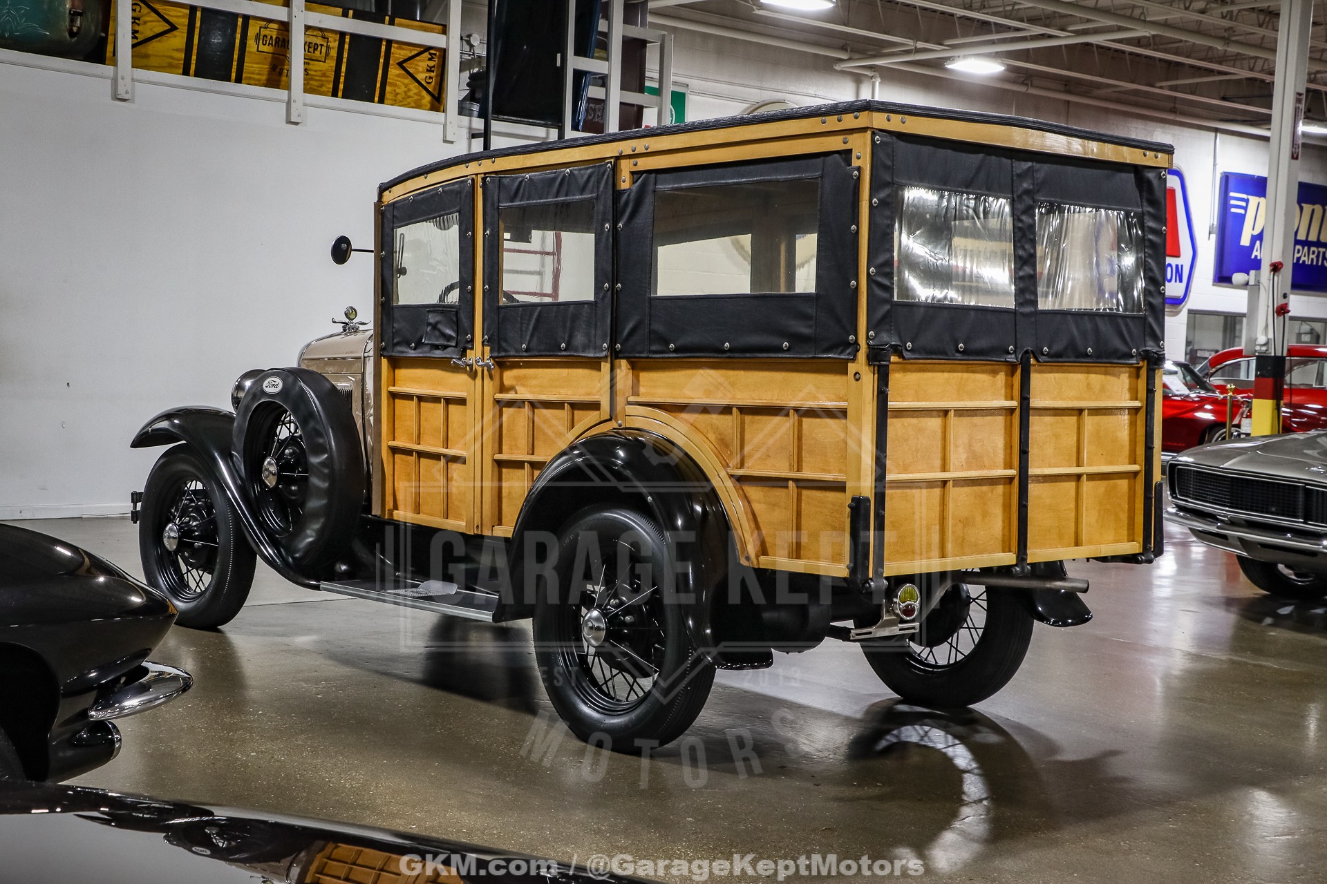 1930 Ford Model A Woody 6