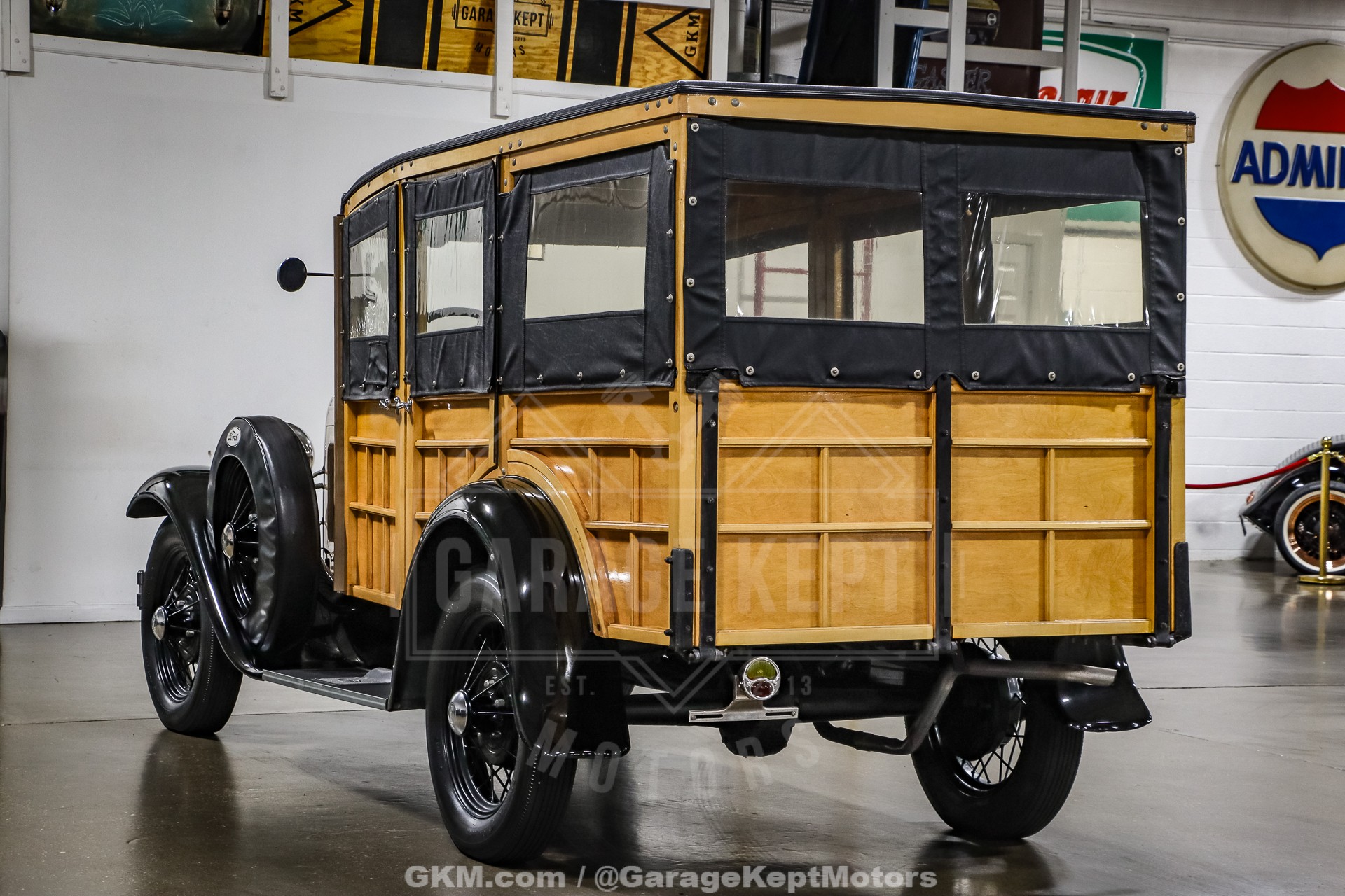 1930 Ford Model A Woody 7