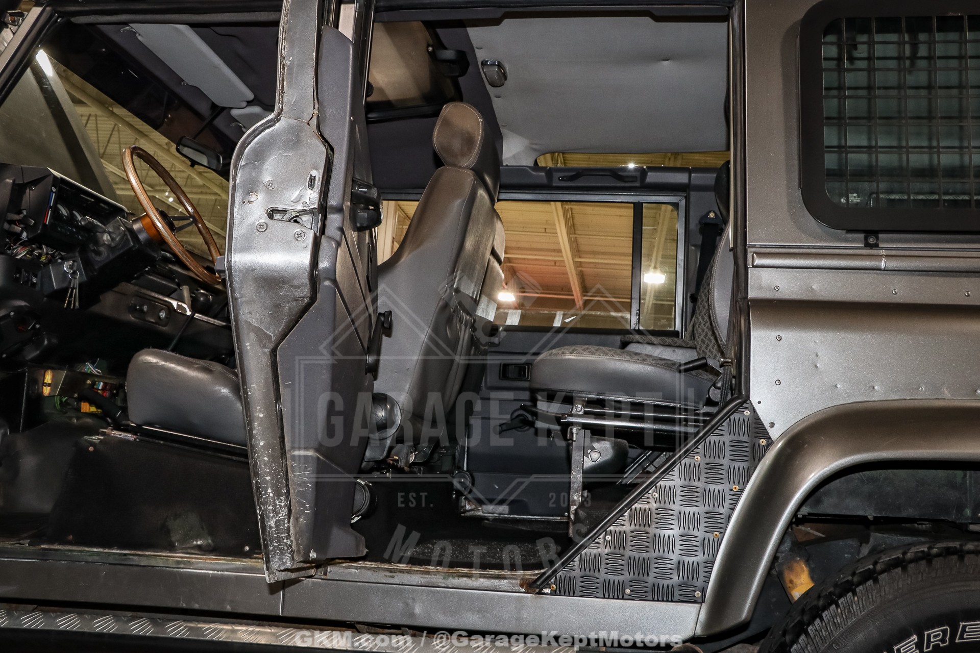 1994 Land Rover Defender 110 103