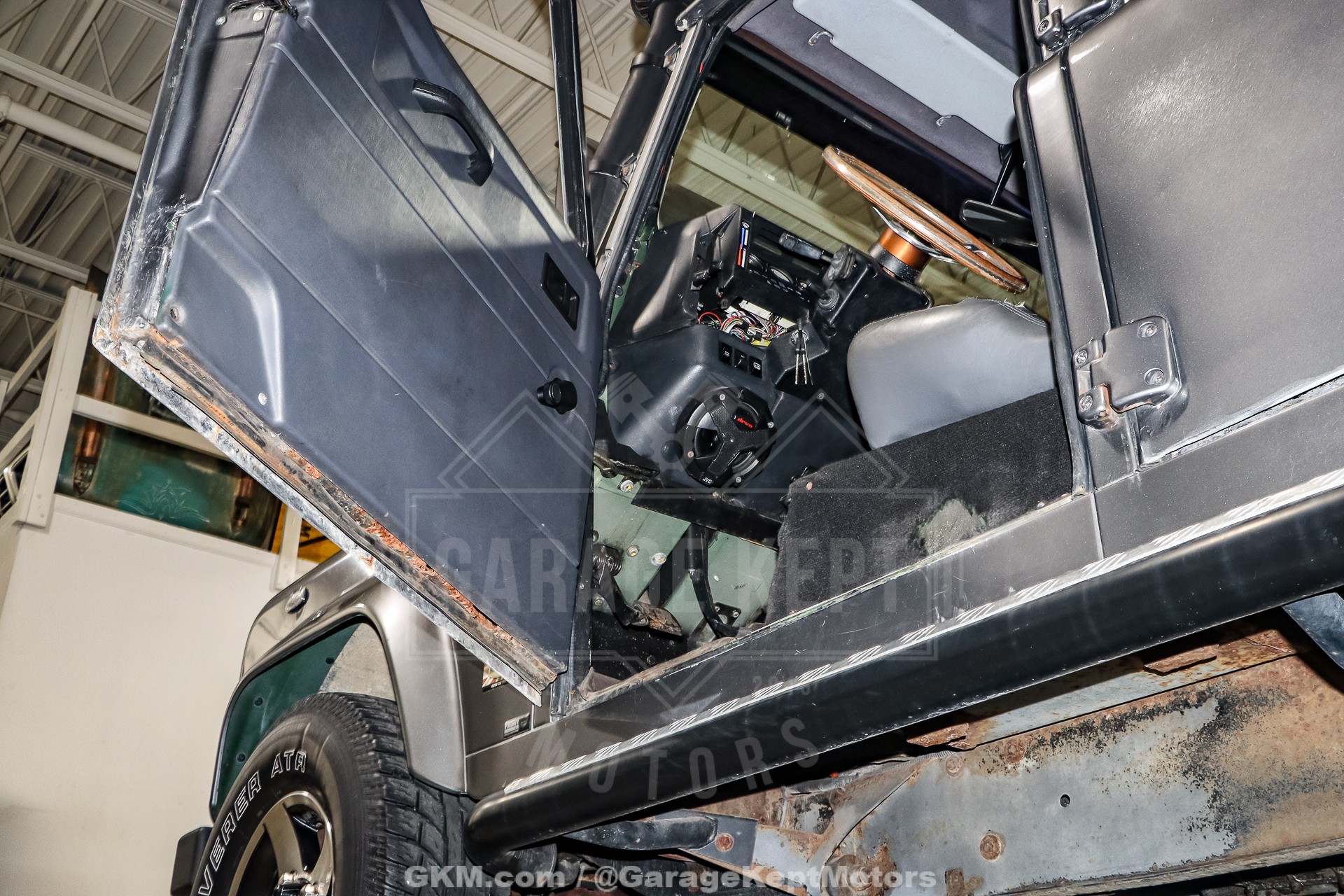 1994 Land Rover Defender 110 116