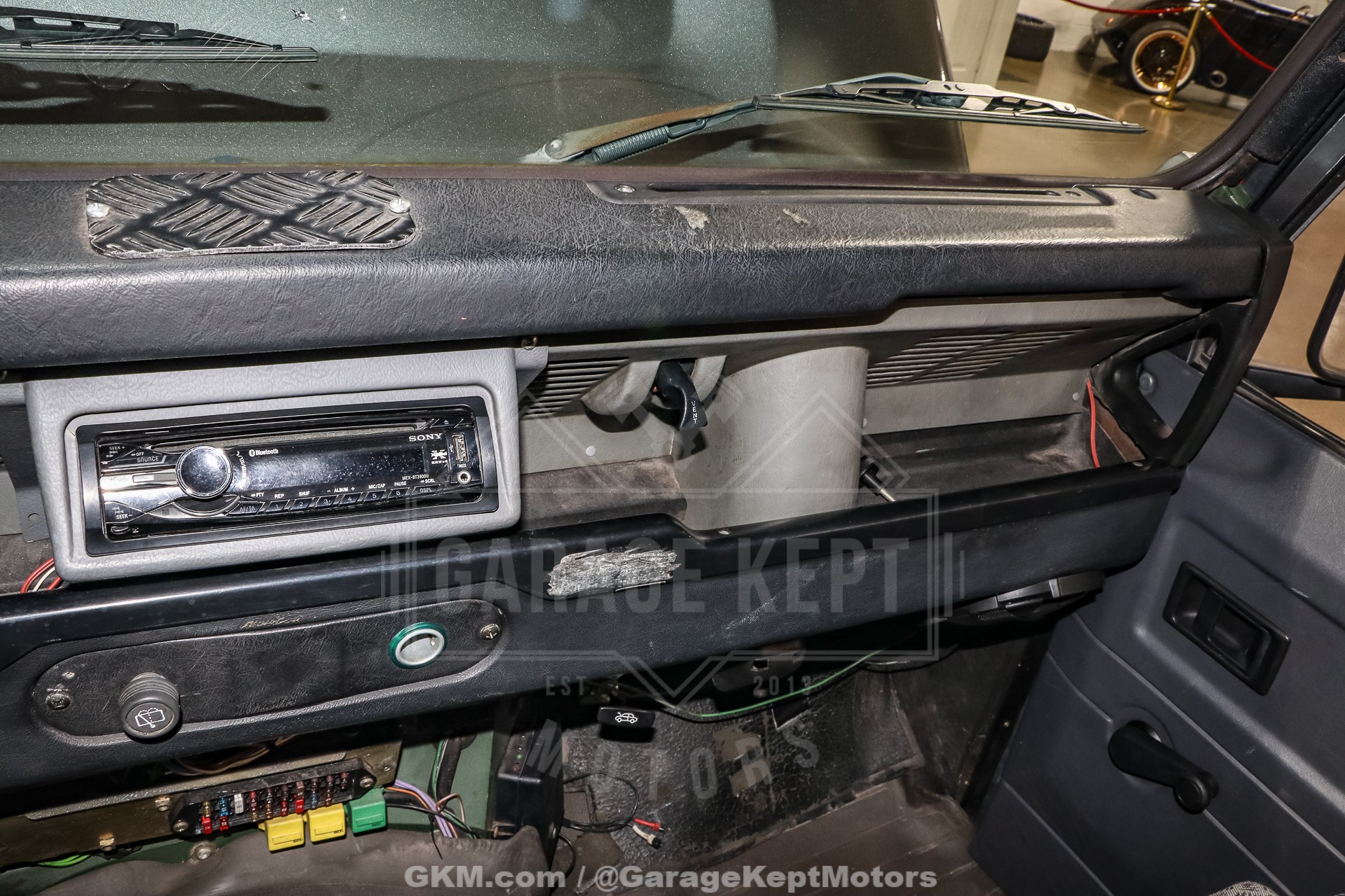 1994 Land Rover Defender 110 133