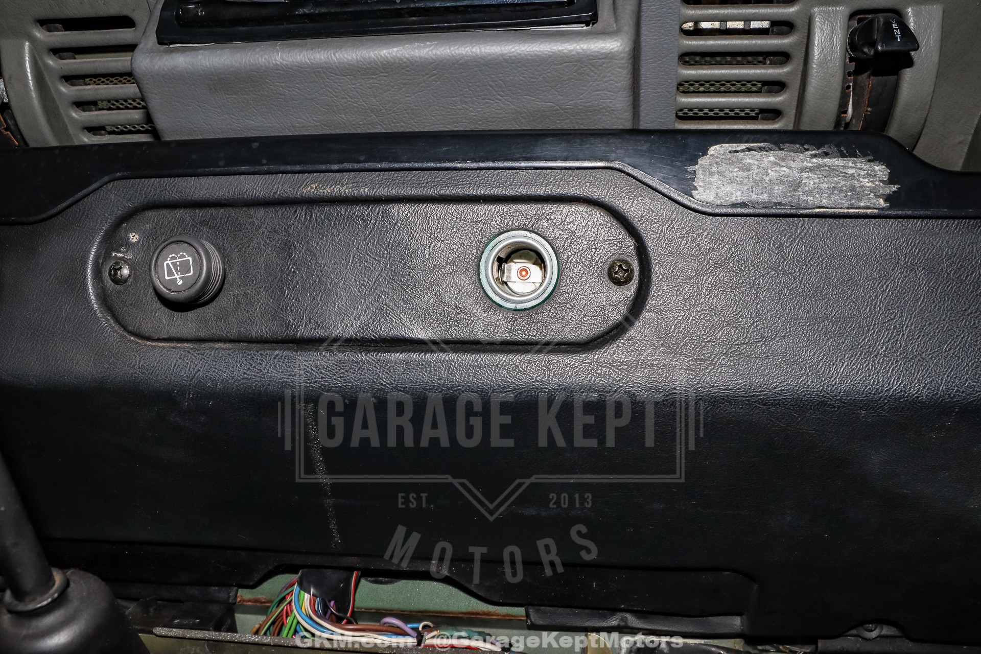1994 Land Rover Defender 110 136