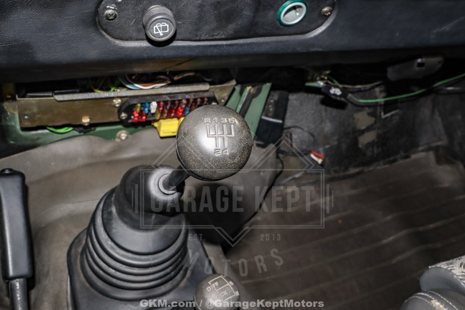 1994 Land Rover Defender 110 137