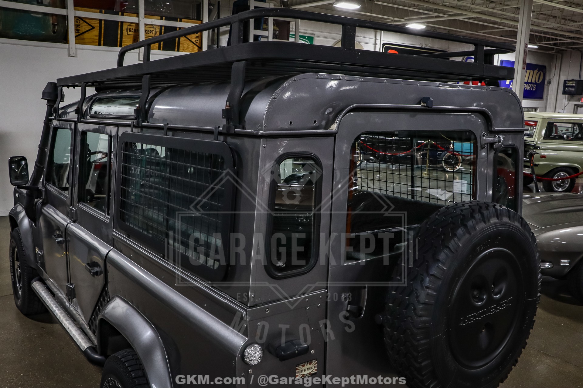 1994 Land Rover Defender 110 38