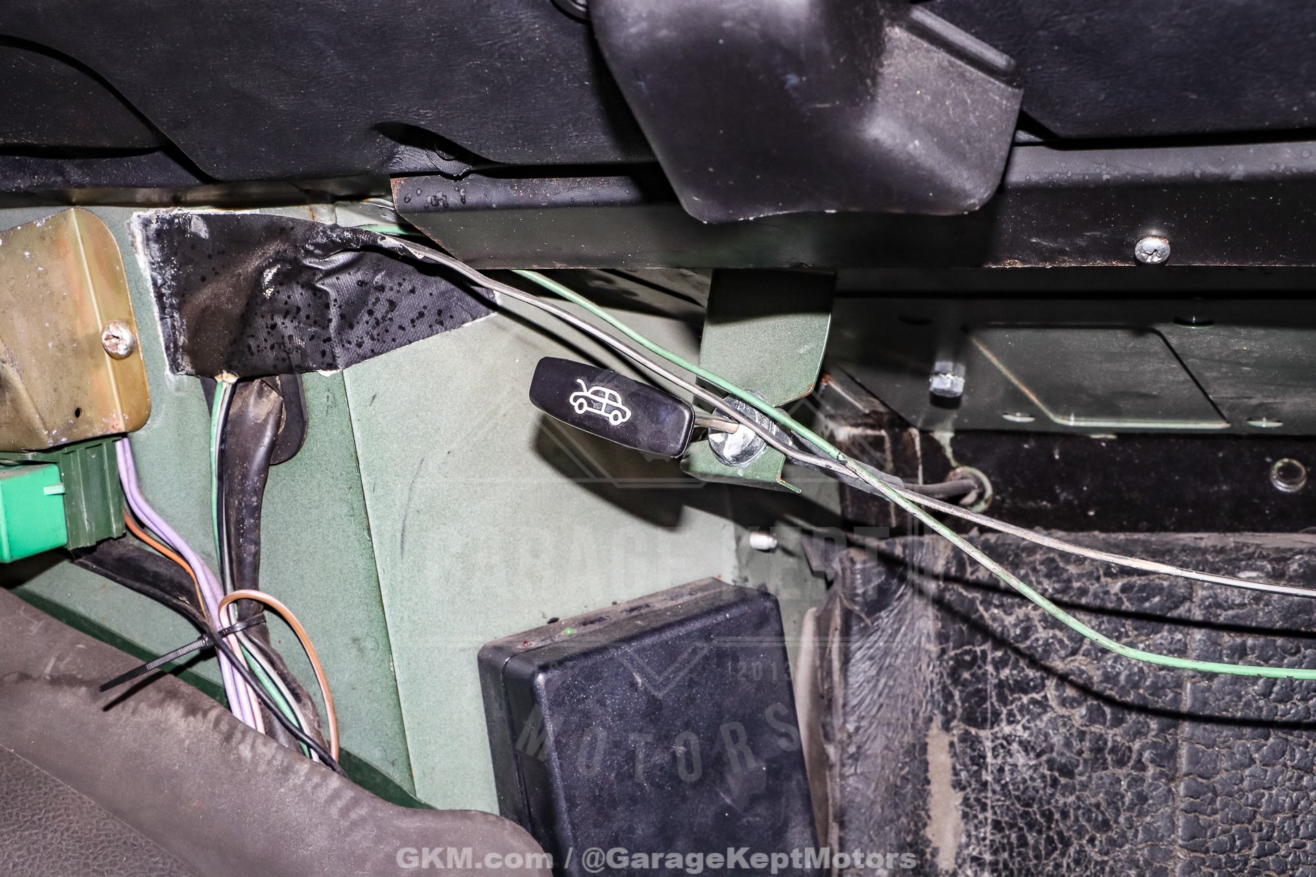 1994 Land Rover Defender 110 68