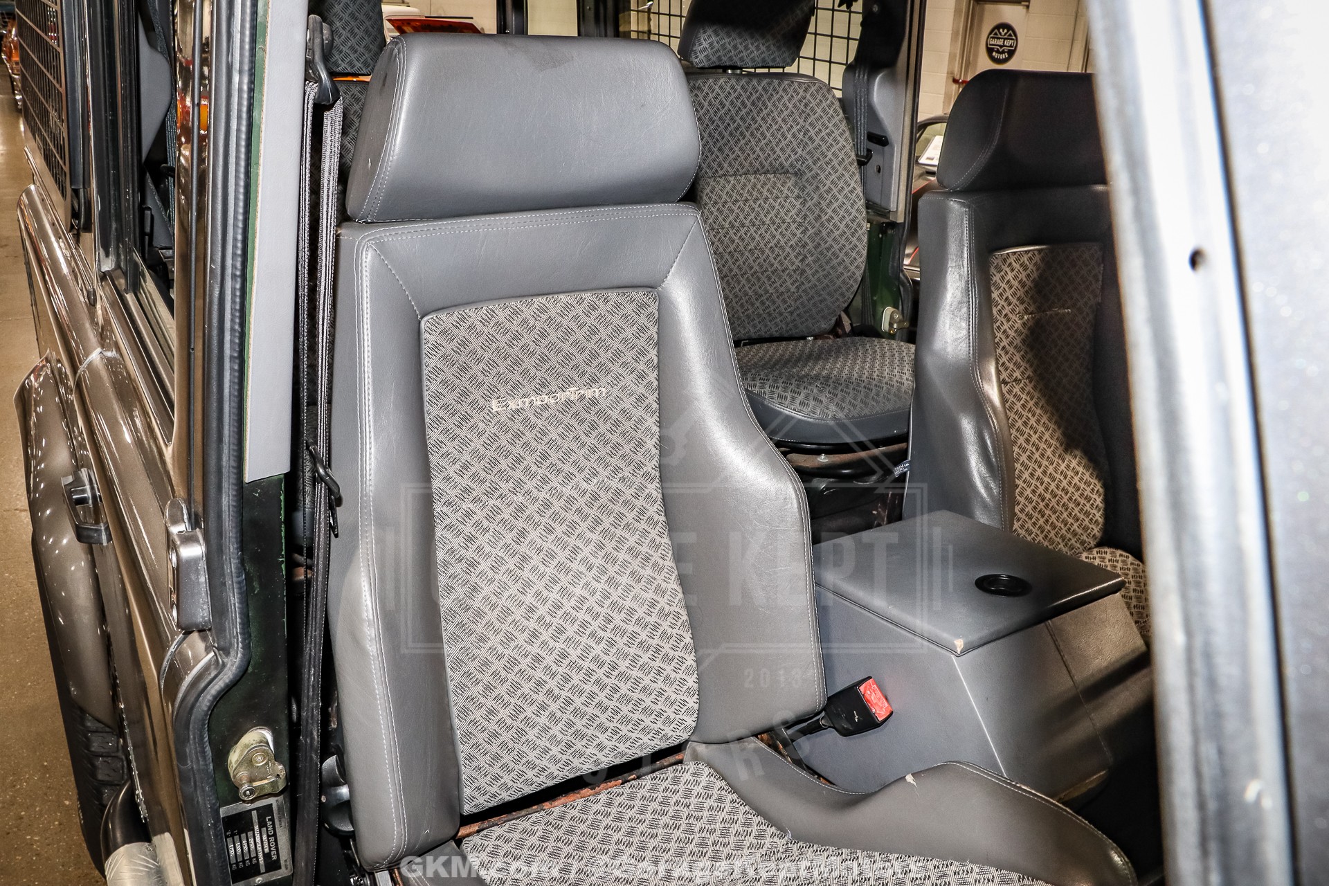 1994 Land Rover Defender 110 71