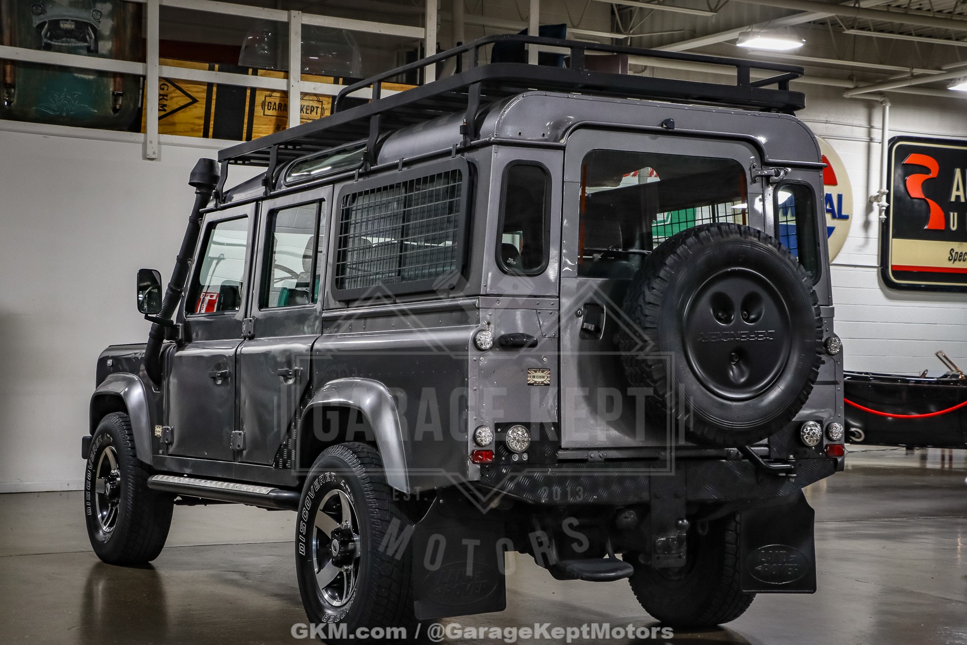 1994 Land Rover Defender 110 7