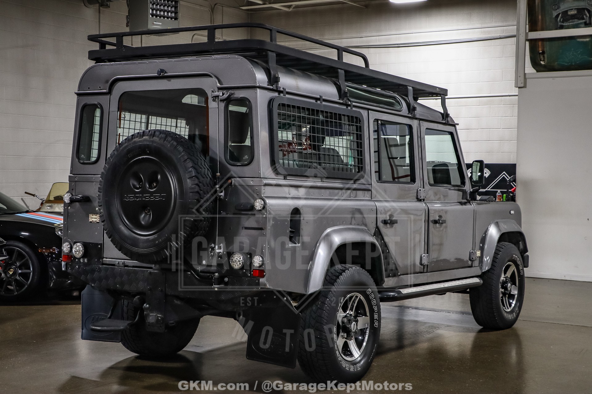 1994 Land Rover Defender 110 8