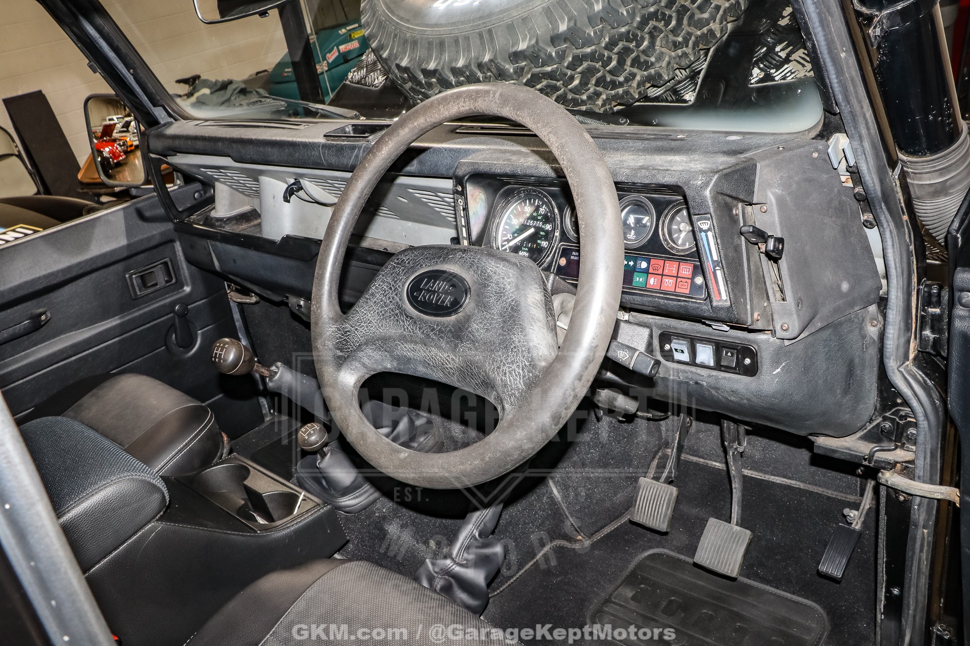 1998 Land Rover Defender 130 119