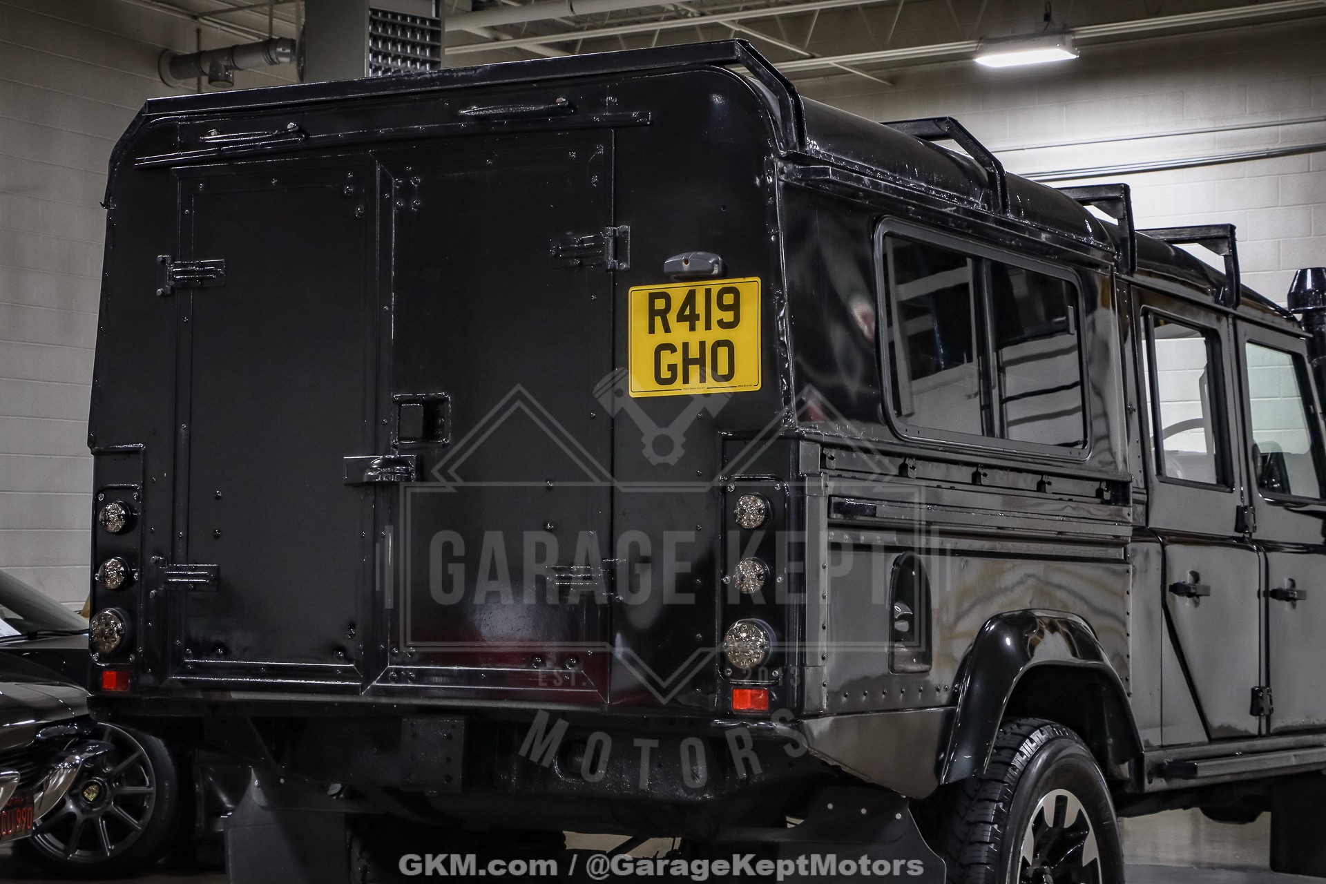 1998 Land Rover Defender 130 46