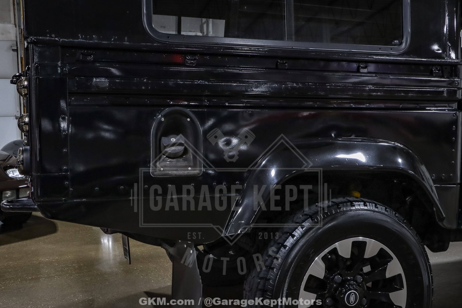 1998 Land Rover Defender 130 49