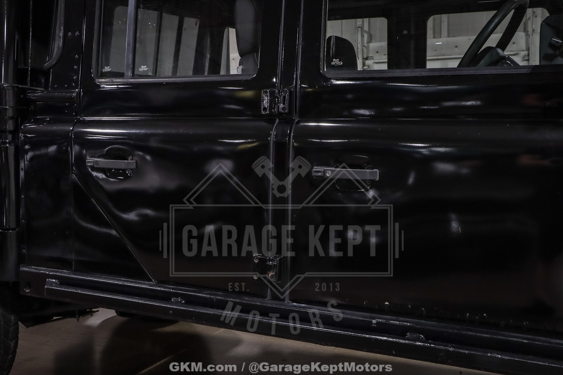 1998 Land Rover Defender 130 52