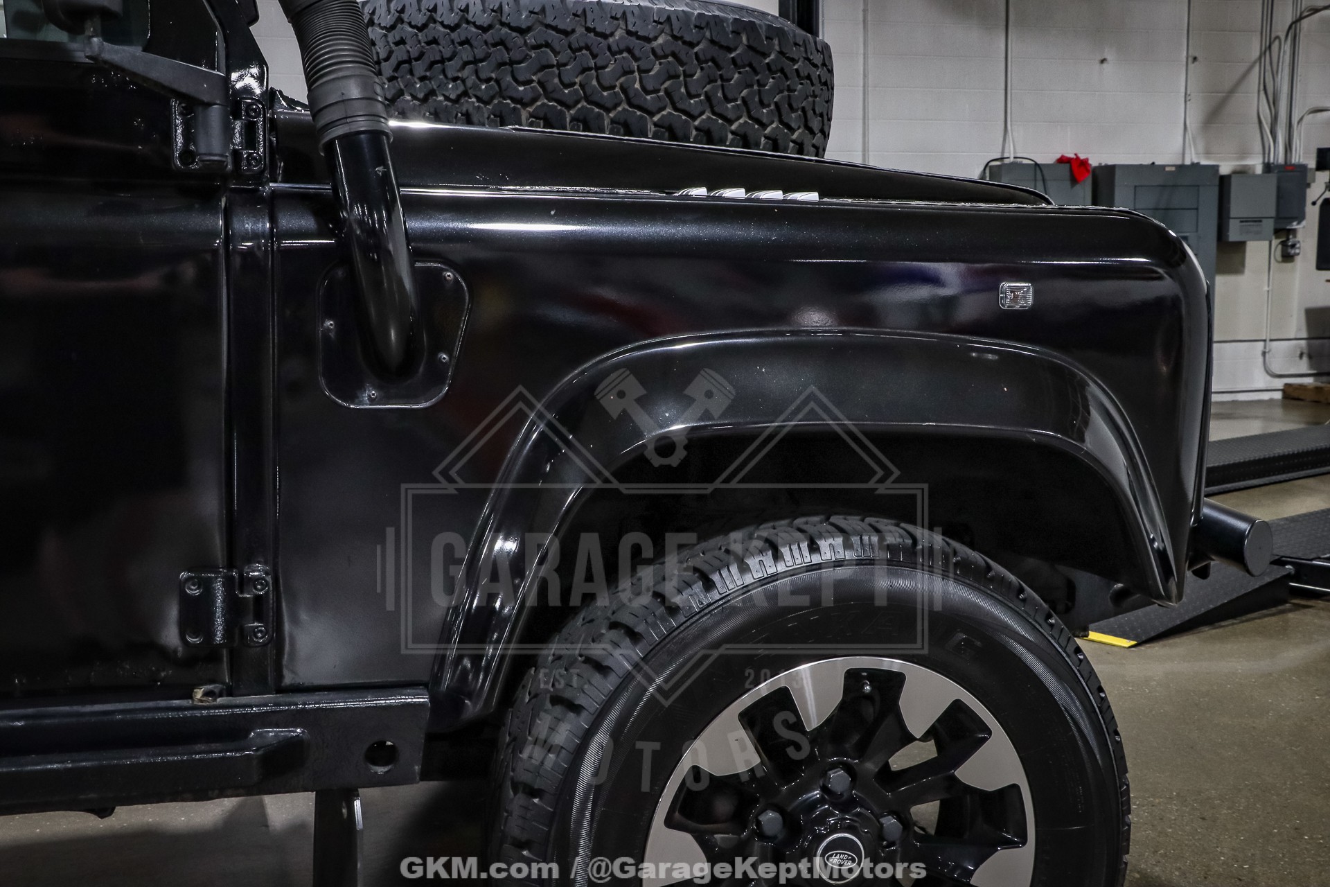 1998 Land Rover Defender 130 53