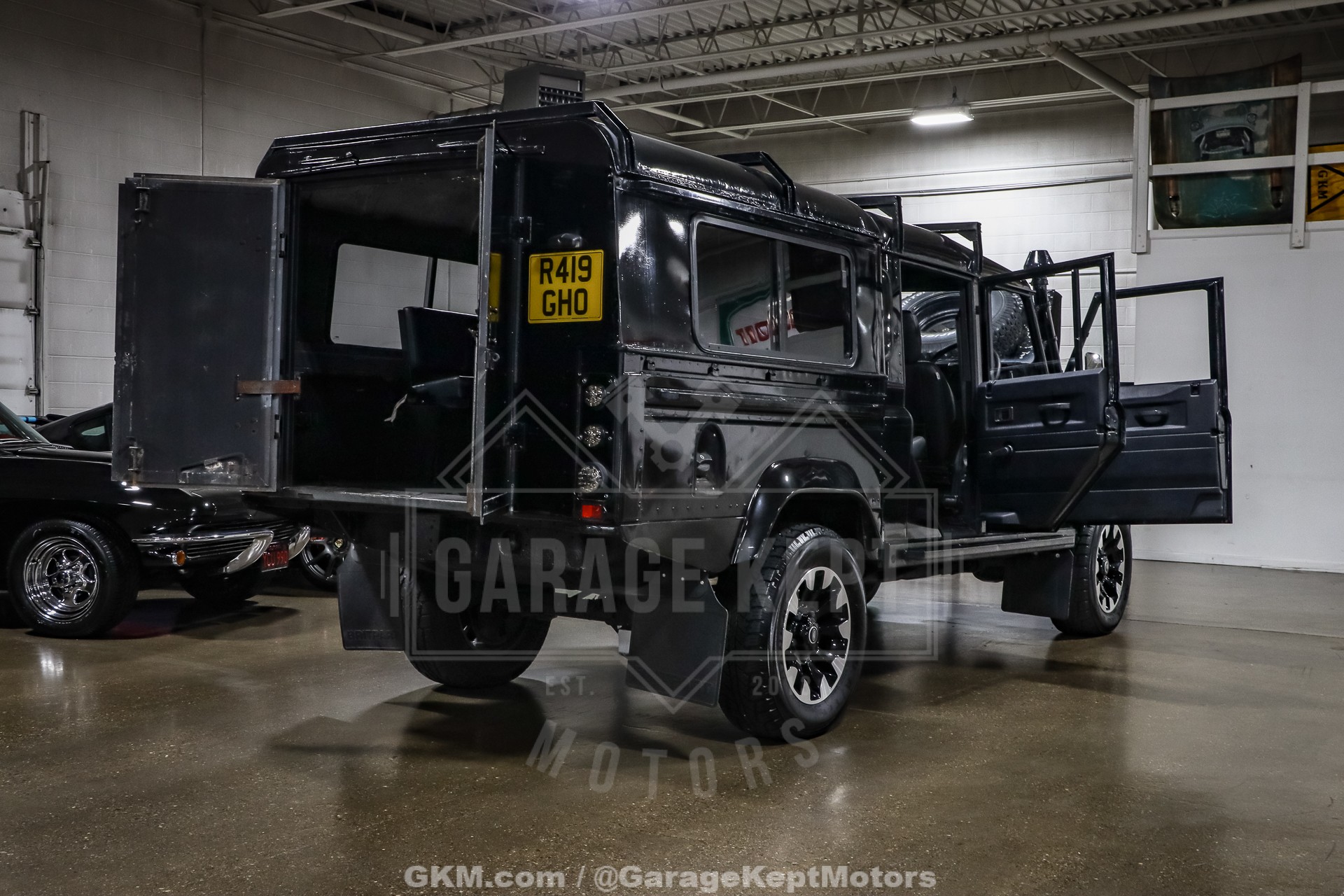 1998 Land Rover Defender 130 64