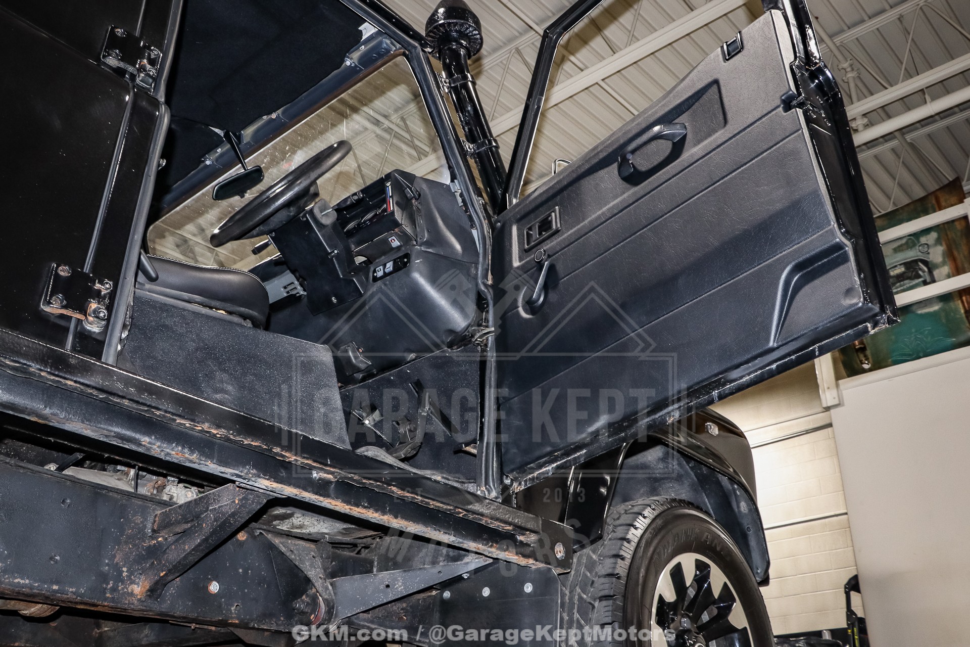 1998 Land Rover Defender 130 67