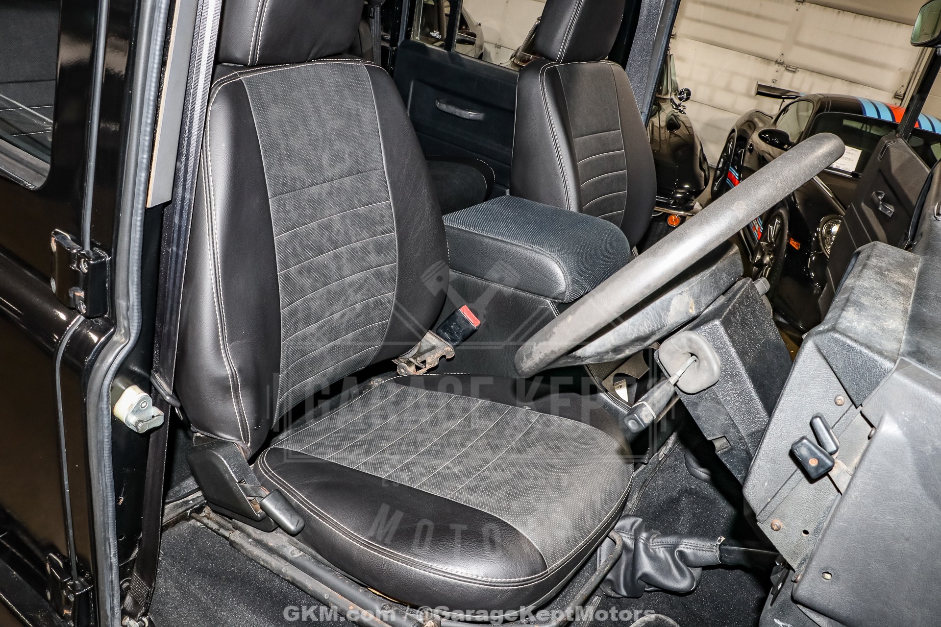 1998 Land Rover Defender 130 71
