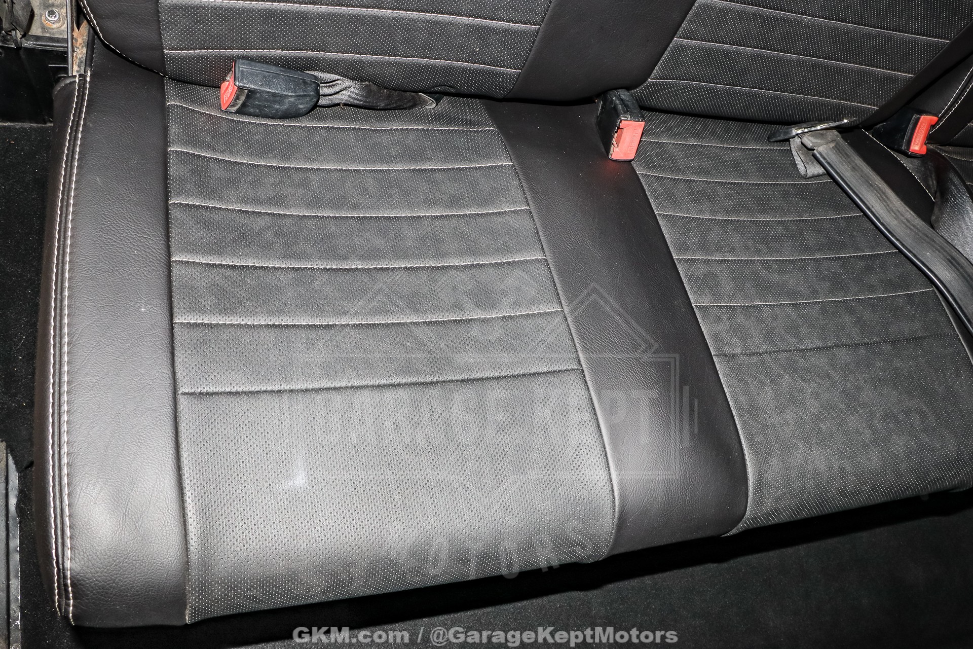 1998 Land Rover Defender 130 81