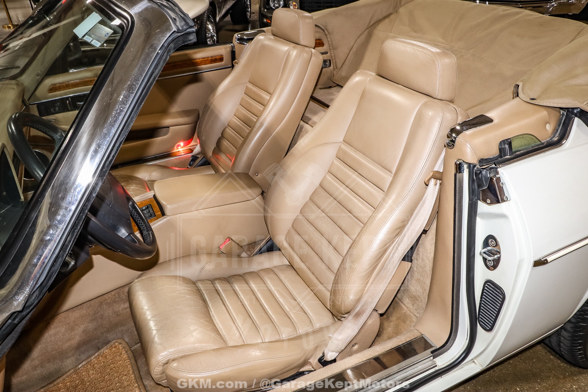 1992 Jaguar XJ-Series 100