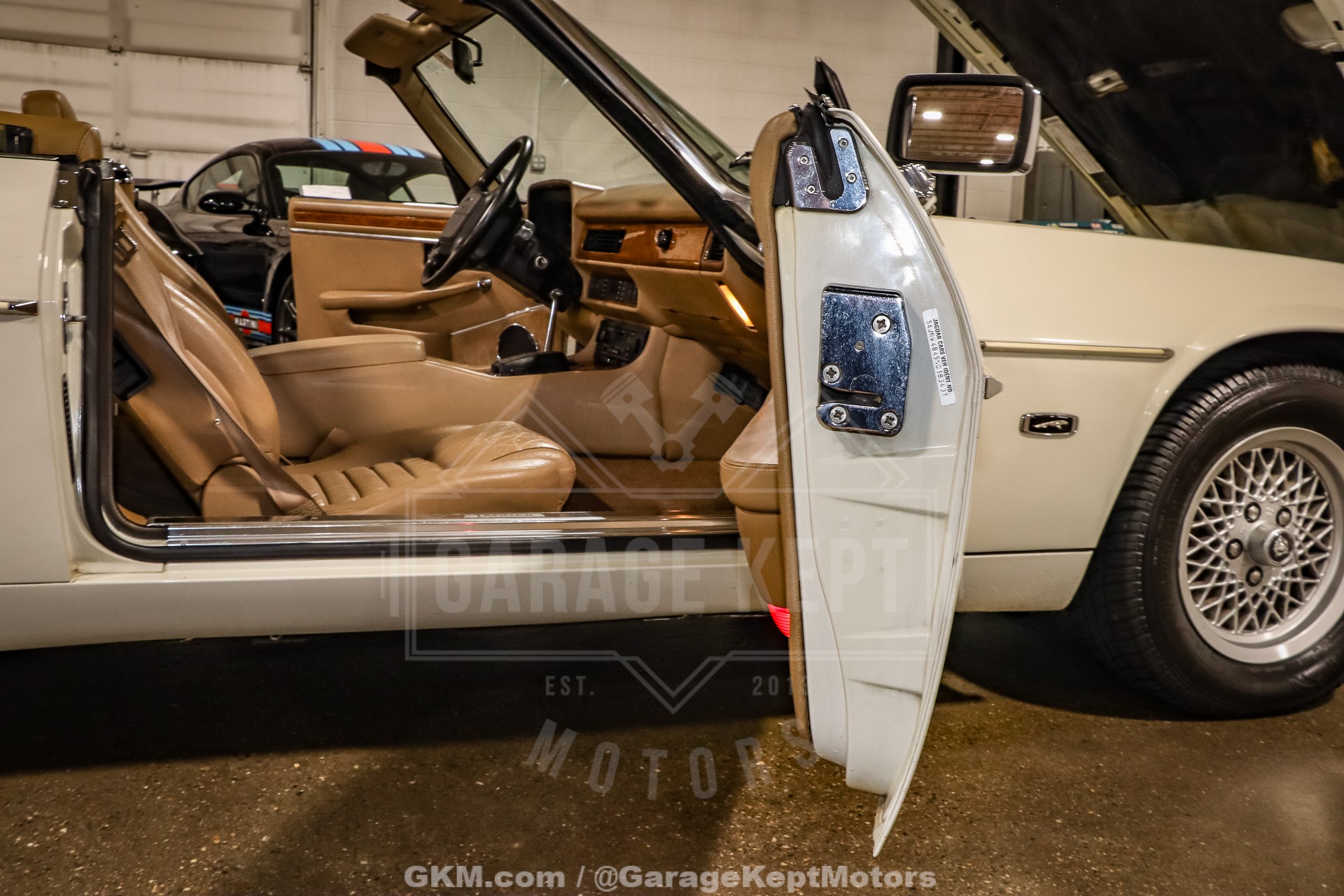 1992 Jaguar XJ-Series 73