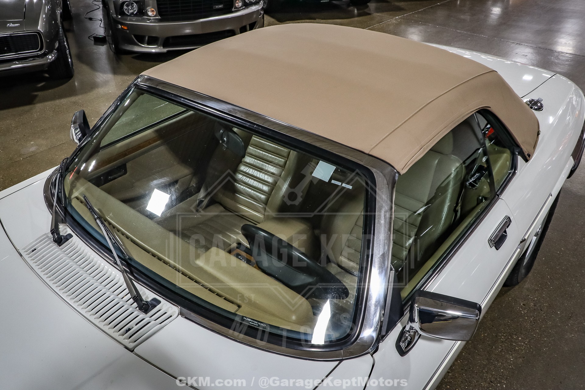 1992 Jaguar XJ-Series 8